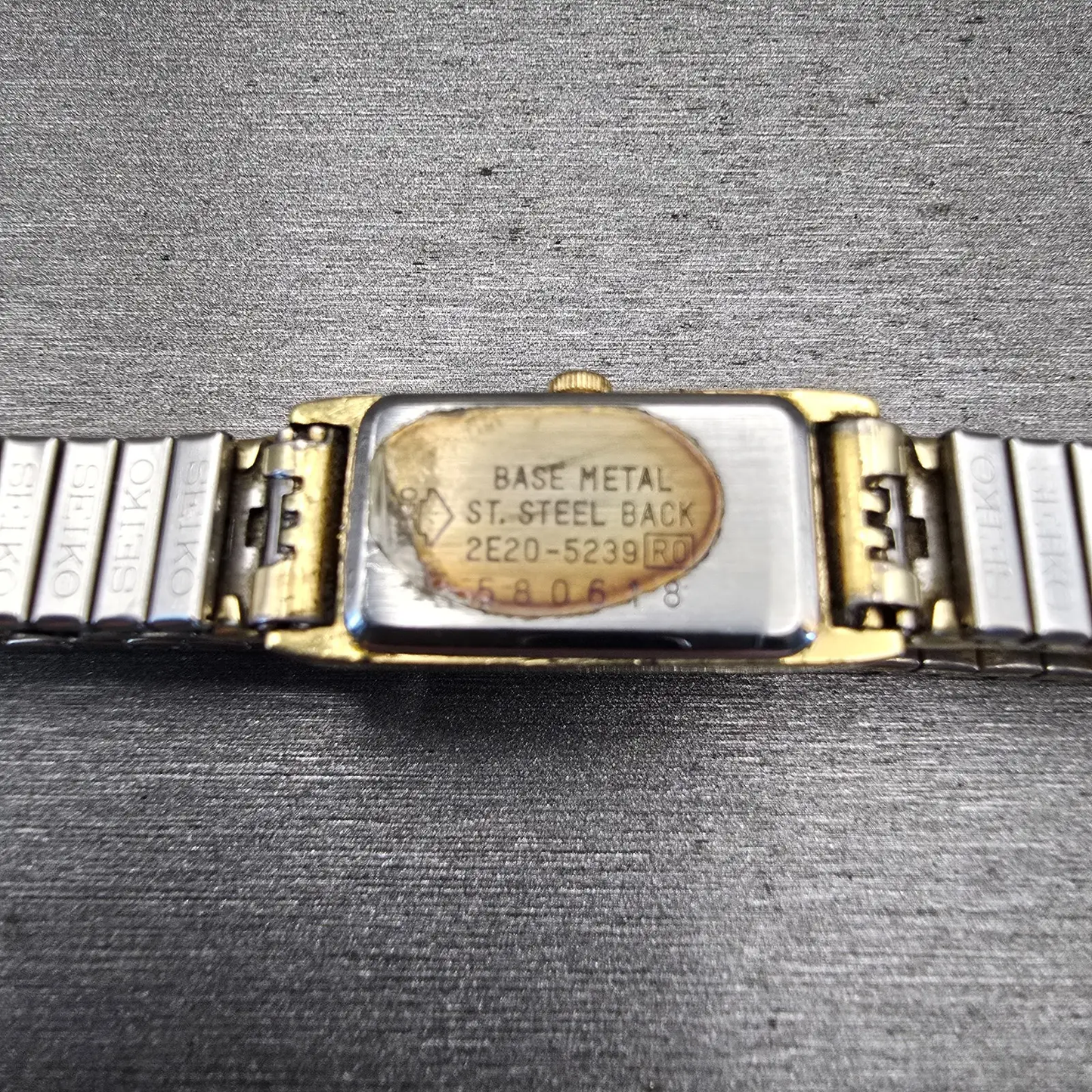 Seiko Watch Women 12mm Gold Dial Gold Tone Rectangle 2E20-5239 New Battery VTG10