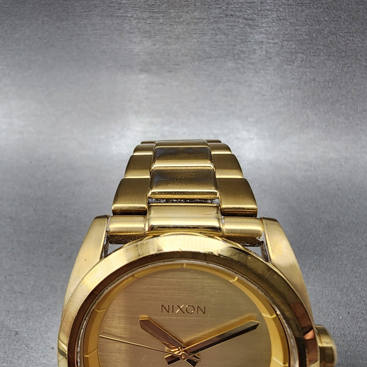 Nixon Kingpin Watch Men 41mm Gold Dial Gold Tone Round New Battery