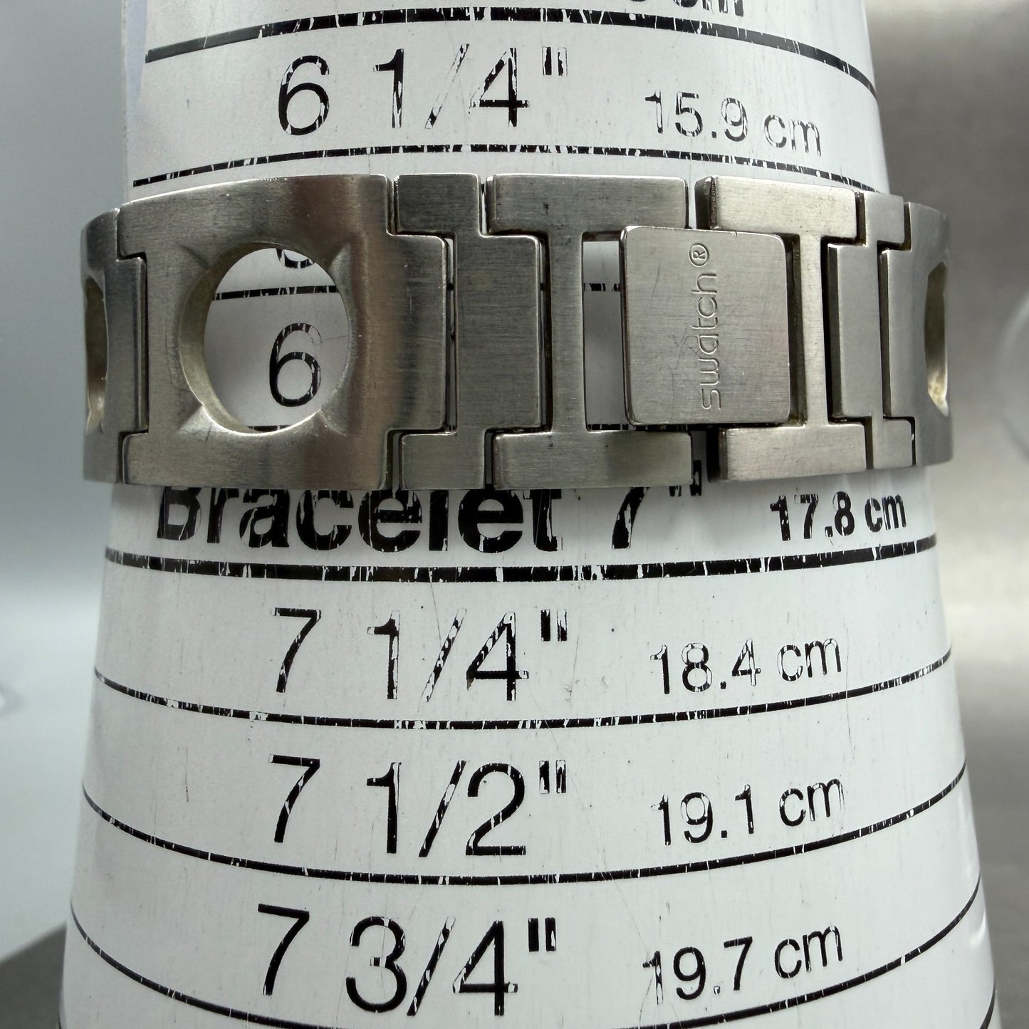 Swatch Skin Simple Like Watch Unisex 34mm Gray Dial Clear Case Round New Battery10