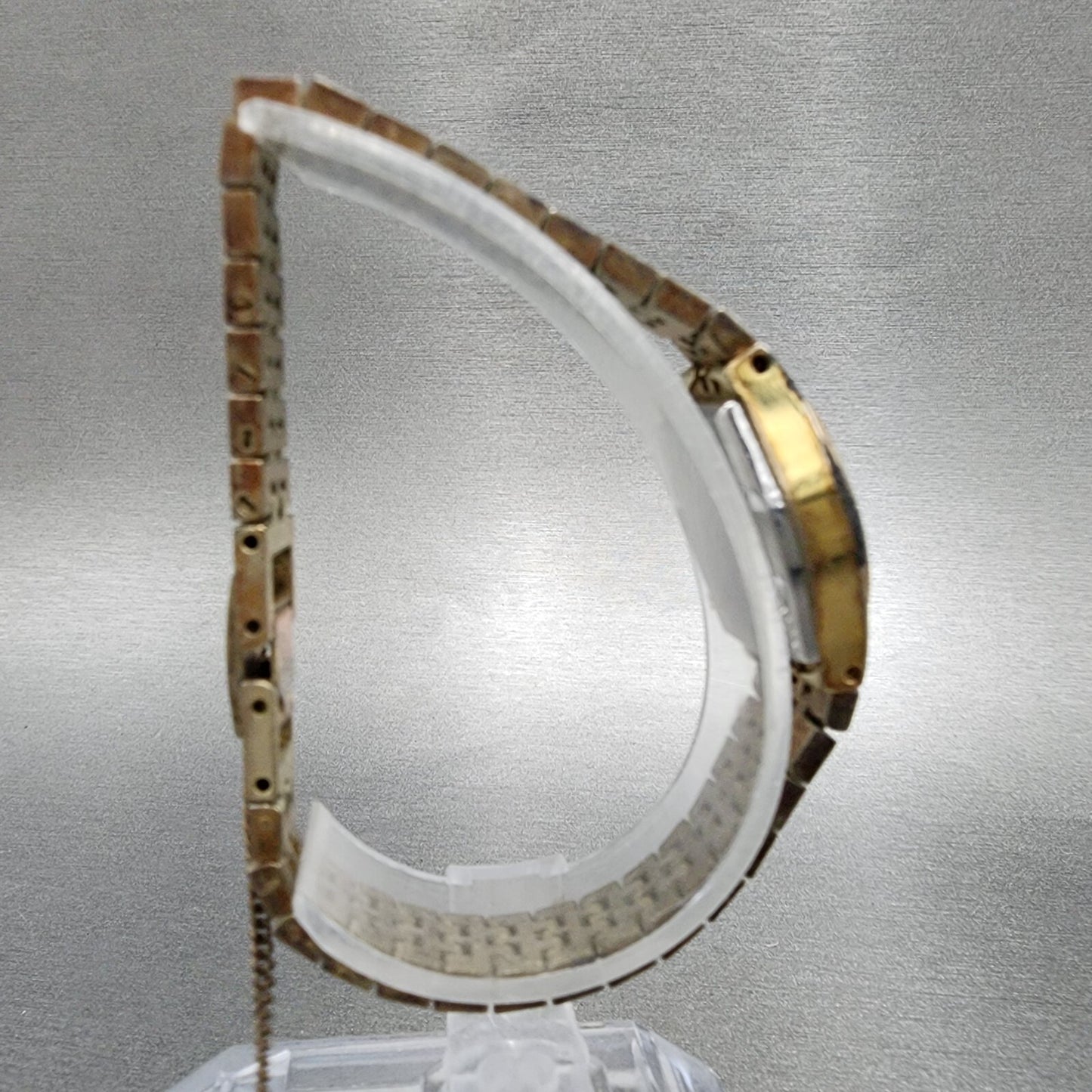 Seiko Watch Women 17mm Champagne Dial Gold Tone Manual Wind Oval 11-7849 Runs
