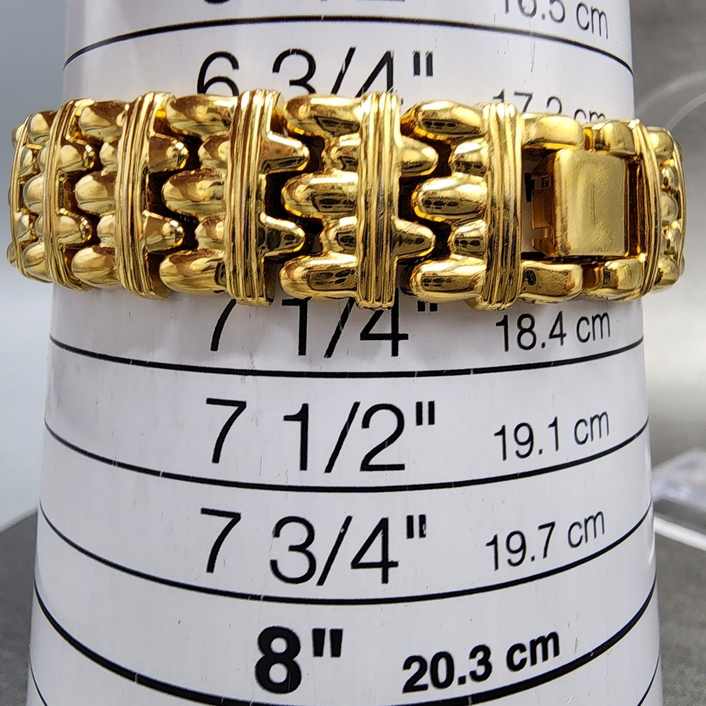 Citizen Elegance Tank Watch Women 15mm MOP Dial Gold Tone Hide Away New Batt B1211