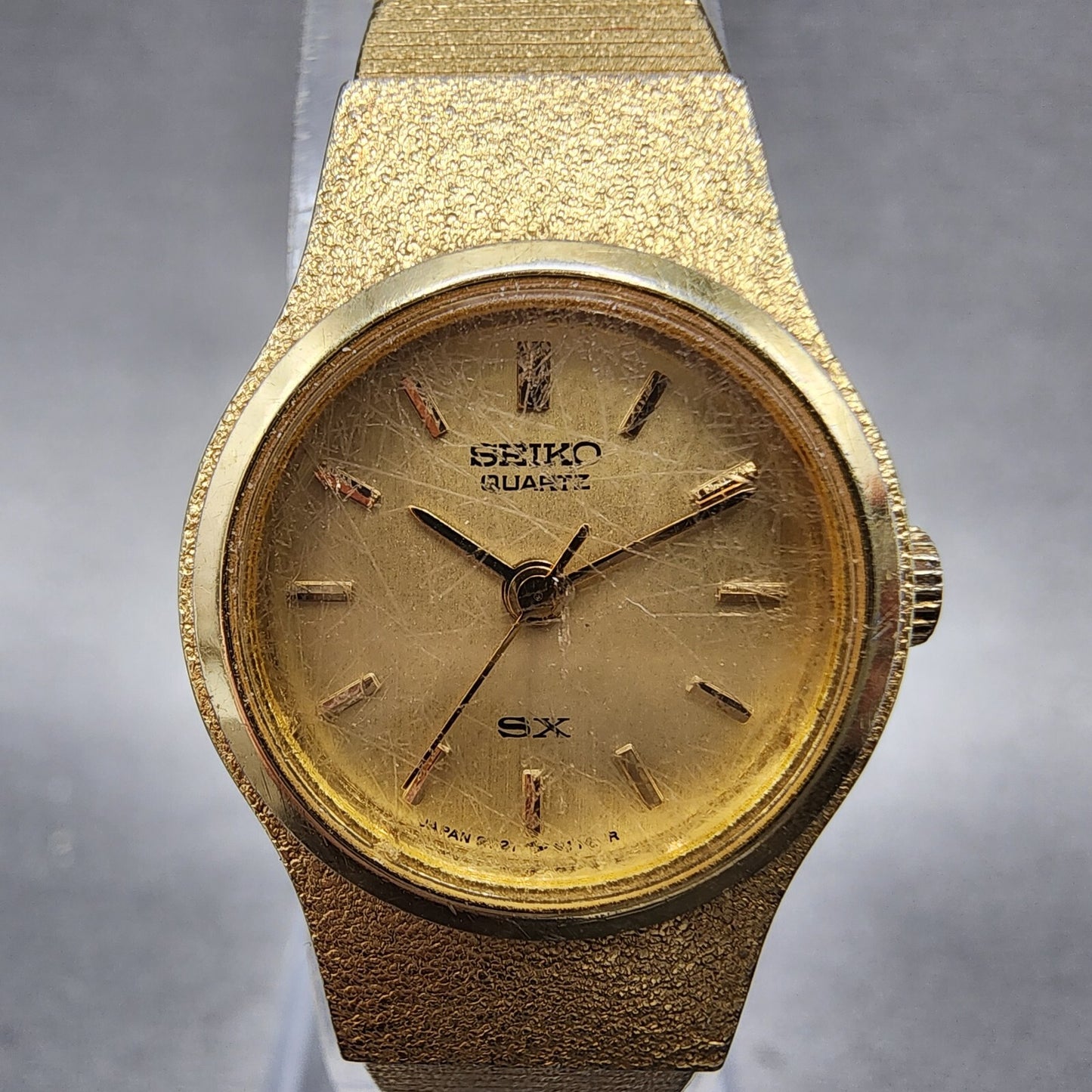 Seiko SX Watch Women 20mm Gold Dial Gold Tone Round 8Y21-0020 New Battery