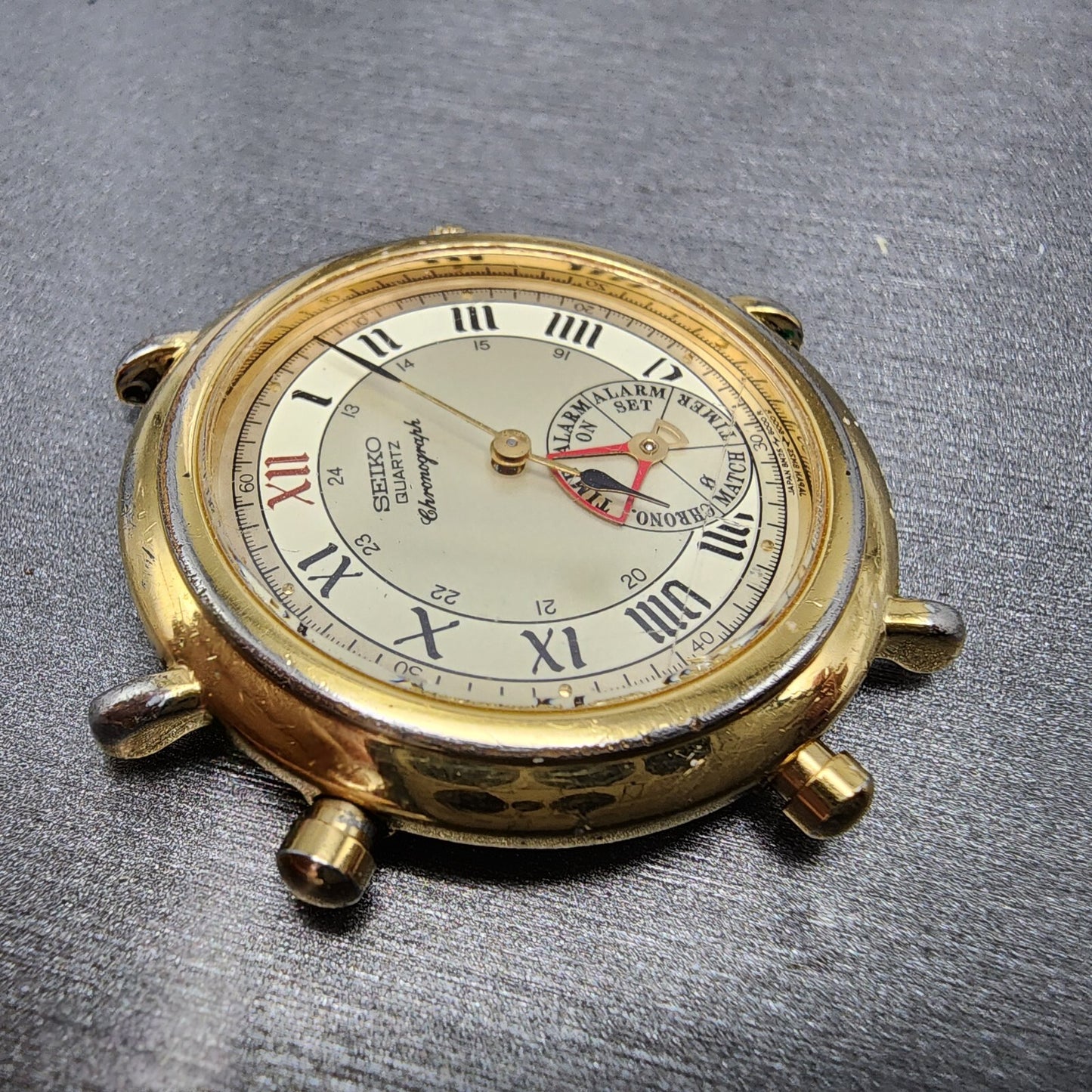Seiko Chronograph Watch Men 35mm Champagne Dial Gold Tone 8m25-6009 NewBat READ!