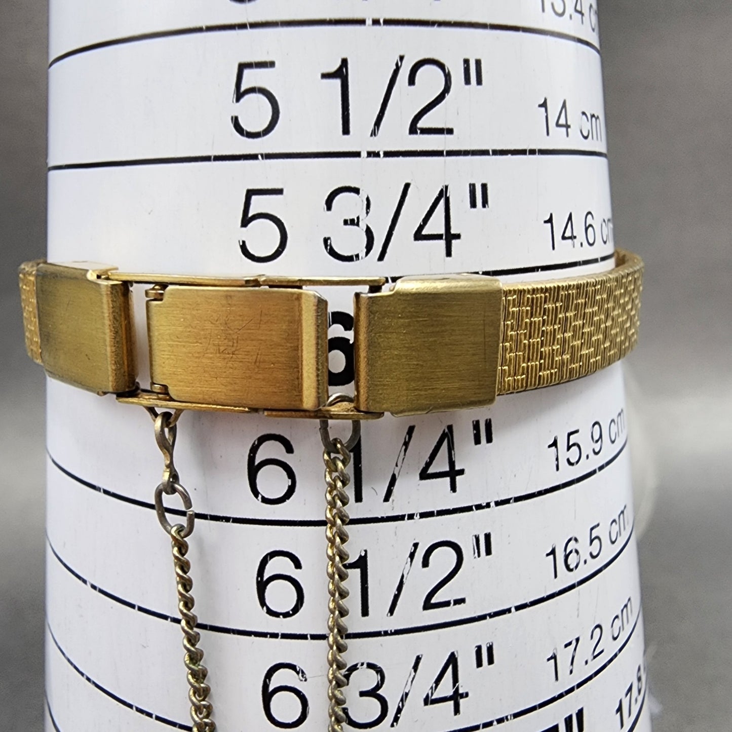 Citizen CQ Watch Women 16mm Black Dial Gold Tone 3220899849 New Battery10