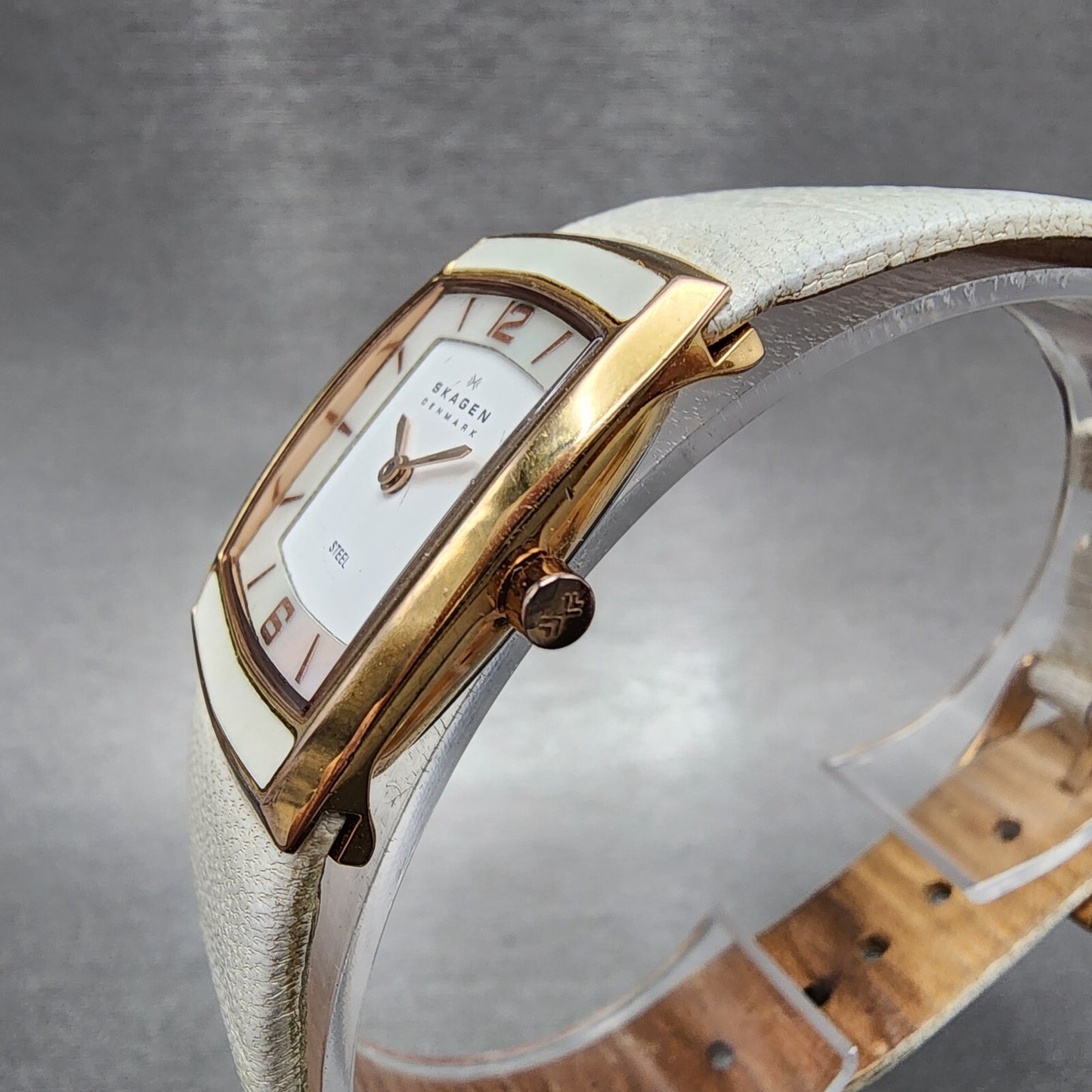 Skagen Tank Watch Women 24mm MOP White Rose Gold Tone Rectangle New Battery