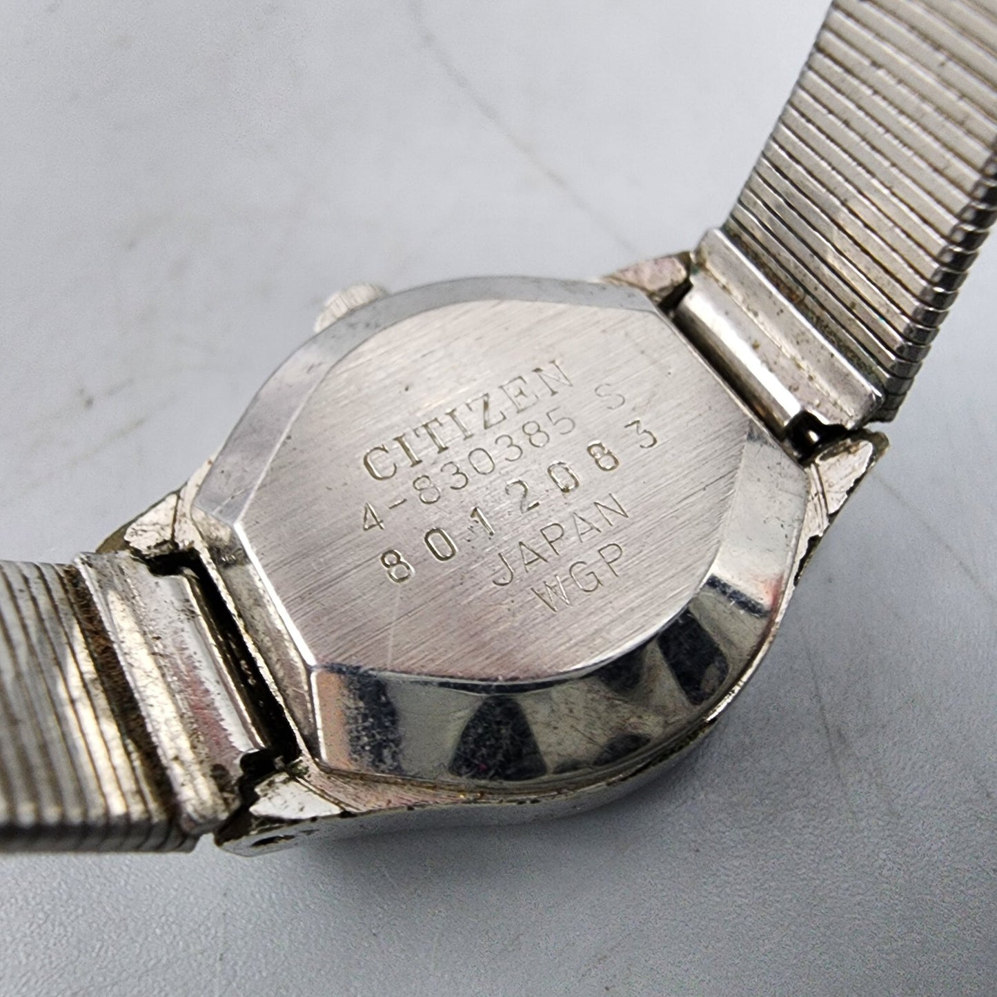 VTG Citizen CQ Watch Women 20mm Silver Dial Silver Tone 4-830385 New Battery