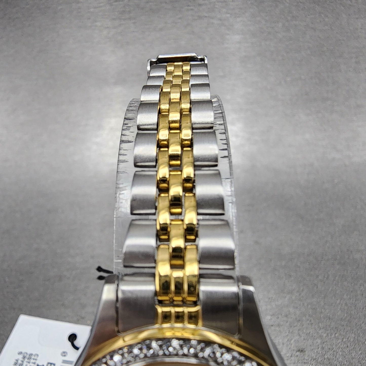 Citizen Watch Women 25mm MOP Dial Two Tone Daydate EQ0534-50D New Battery
