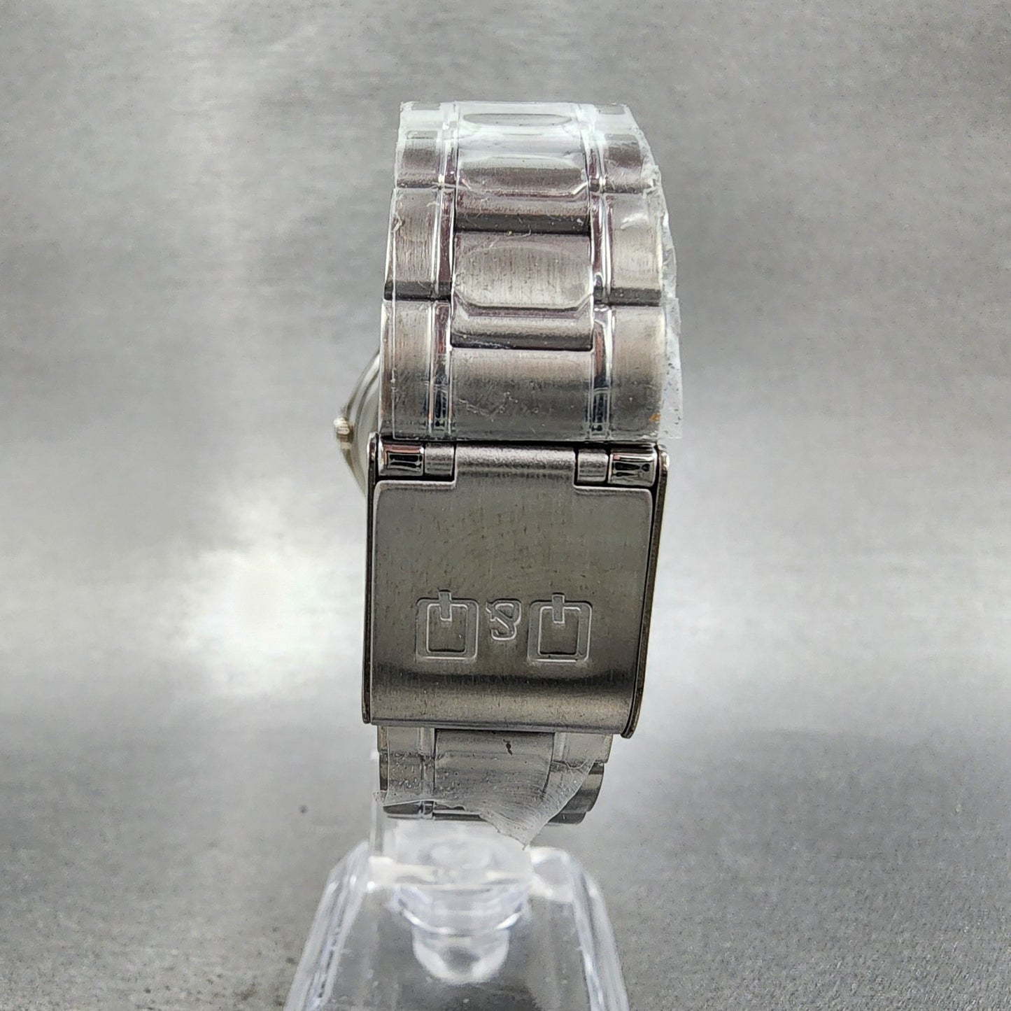 Citizen Q&Q Watch Men 34mm White Dial Silver Tone Vu76-204 New Battery