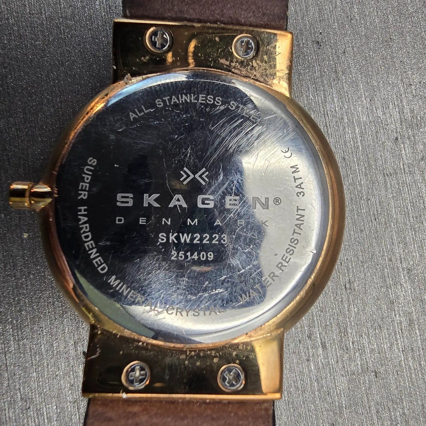 Skagen Leonora Watch Women 34mm Black Dial Gold Tone Round SKW2223 New Battery10