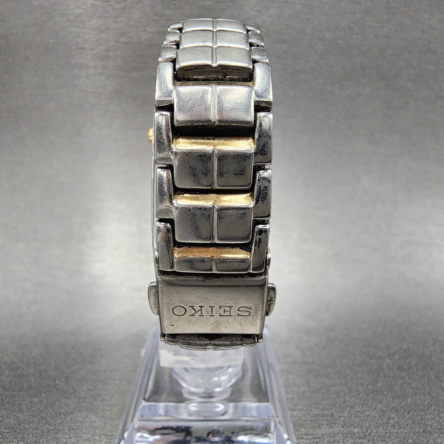 Seiko Watch Women 24mm White Dial Two Tone Round 7N00-0AR0 New Battery