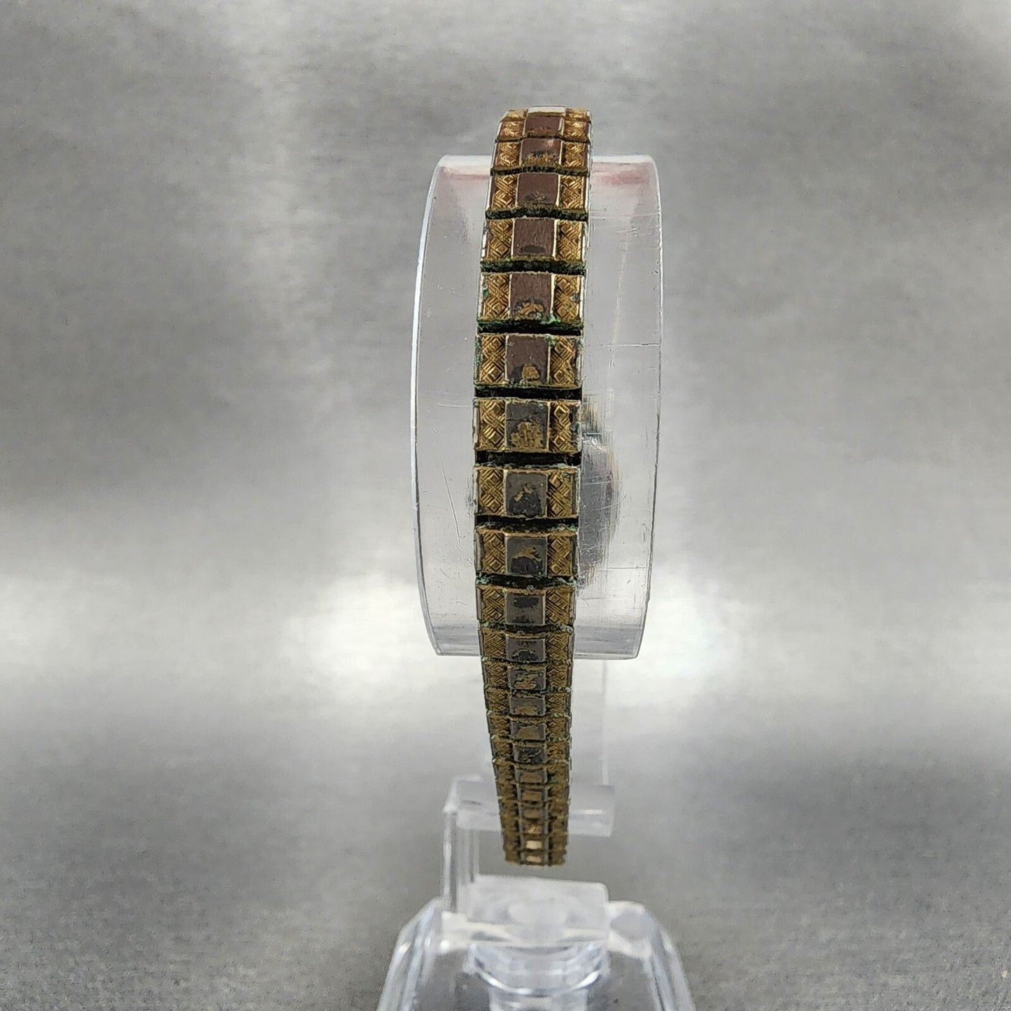 Seiko Watch Women 20mm Cream Dial Gold Tone Oval 3421-5019 New Battery vintage