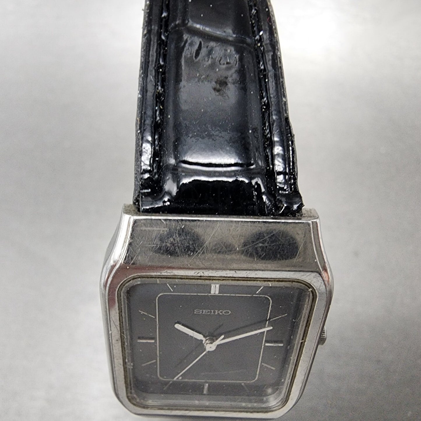 VTG Seiko Tank Watch Women 25mm Black Dial Silver Tone Rectangle 5P31-5020 PARTS