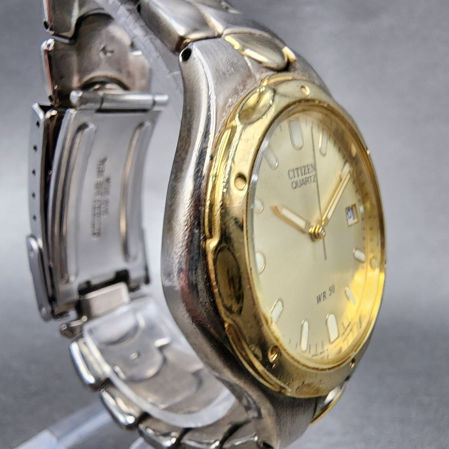 Citizen Watch Men 36mm Champagne Dial Two Tone Date Round 1112-S68334 New Batt