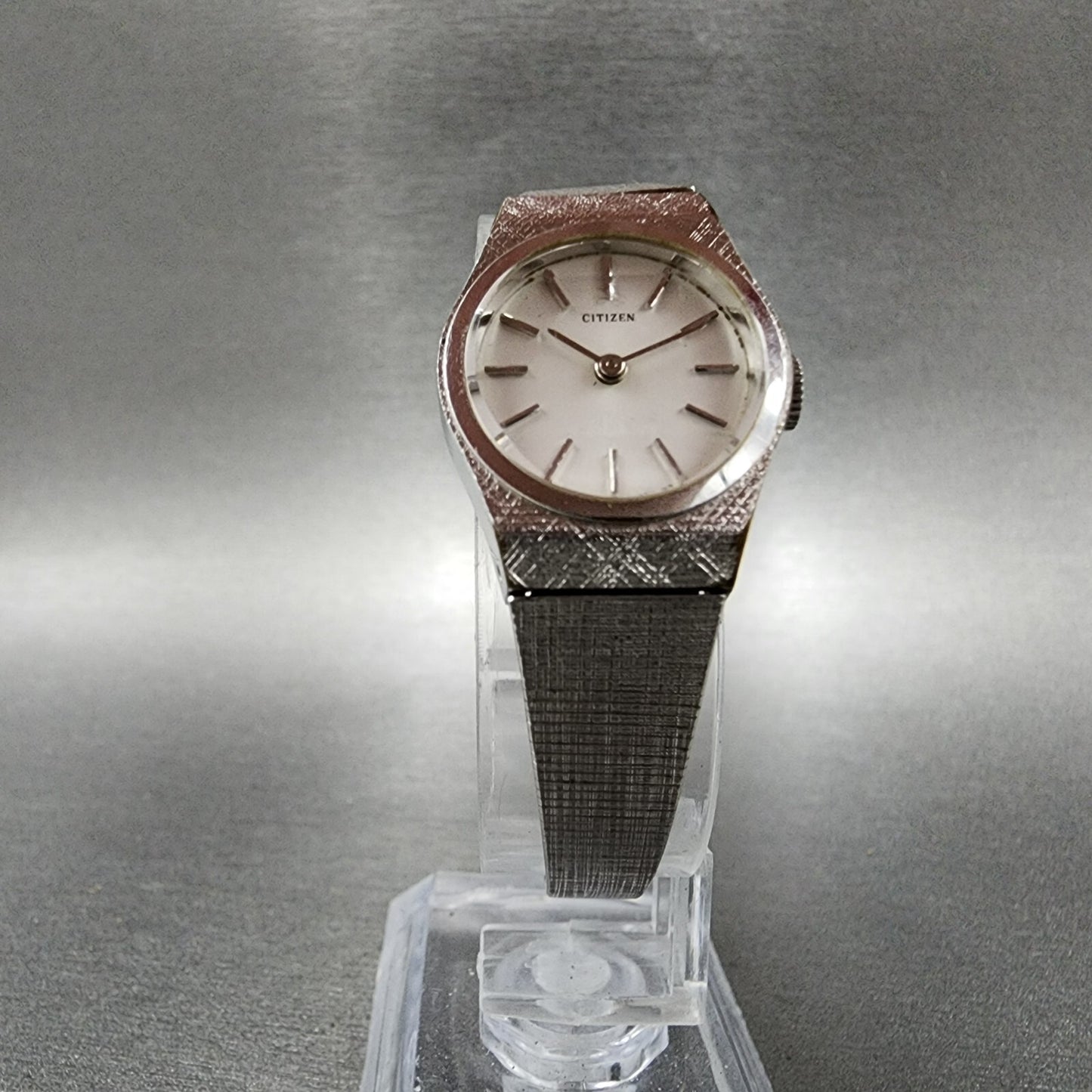 Citizen Watch Women 20mm White Dial Silver Tone Manual Round 4-675452