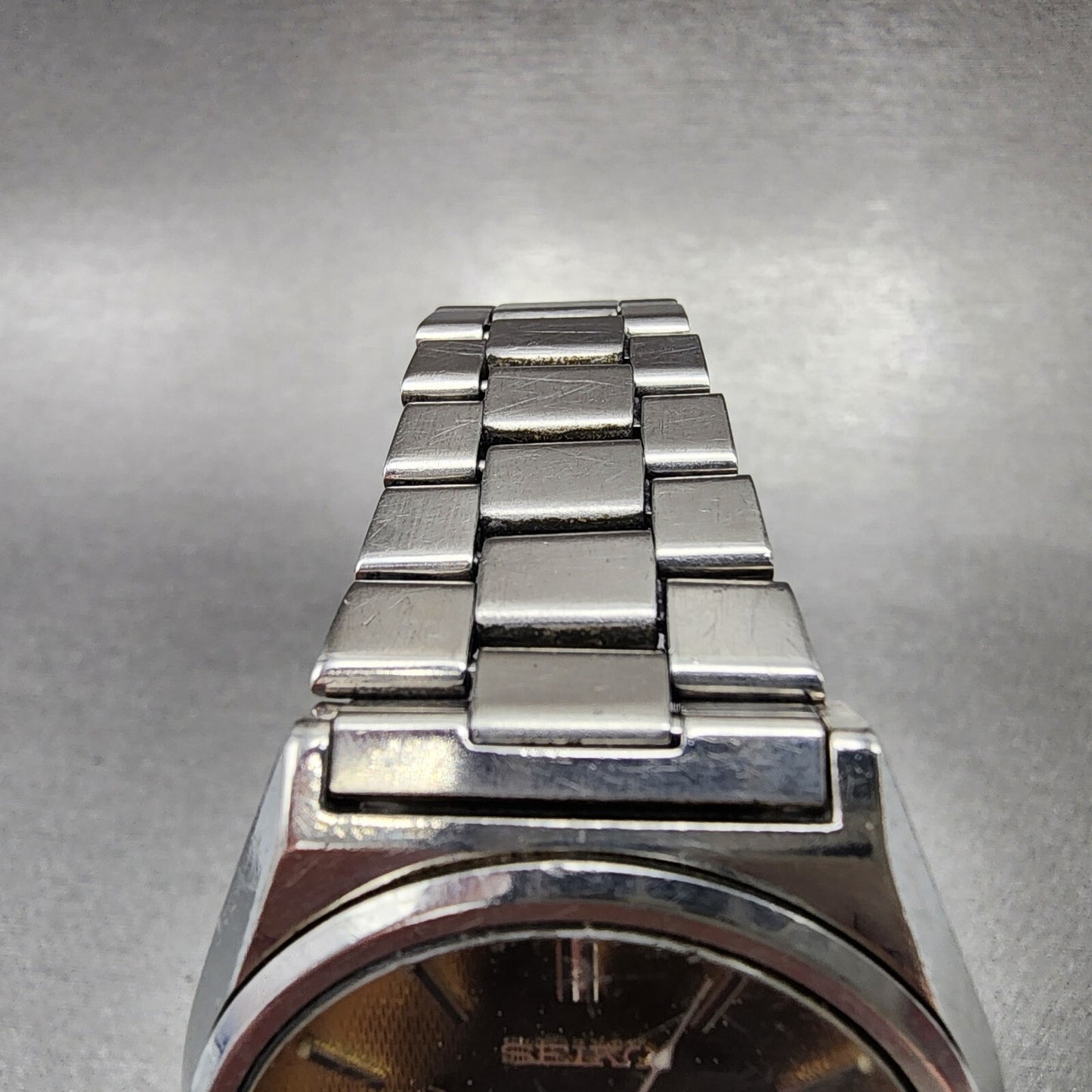 Seiko Silverwave 36mm watch Men Cream Dial Silver Tone Daydate 7546-8340 New Bat
