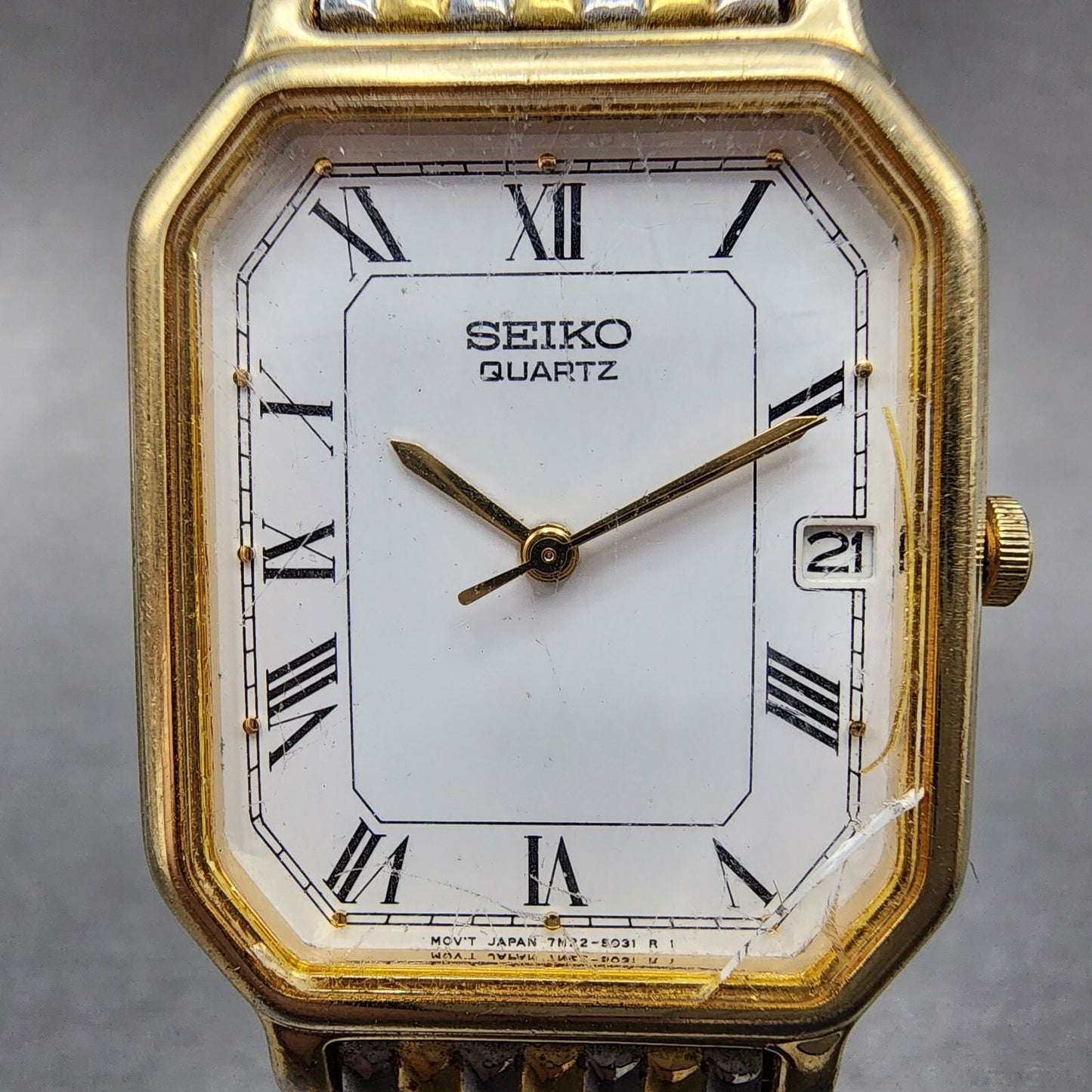 Seiko Tank Watch 26mm Men White Dial Two Tone Date 7n22-5011 New Battery