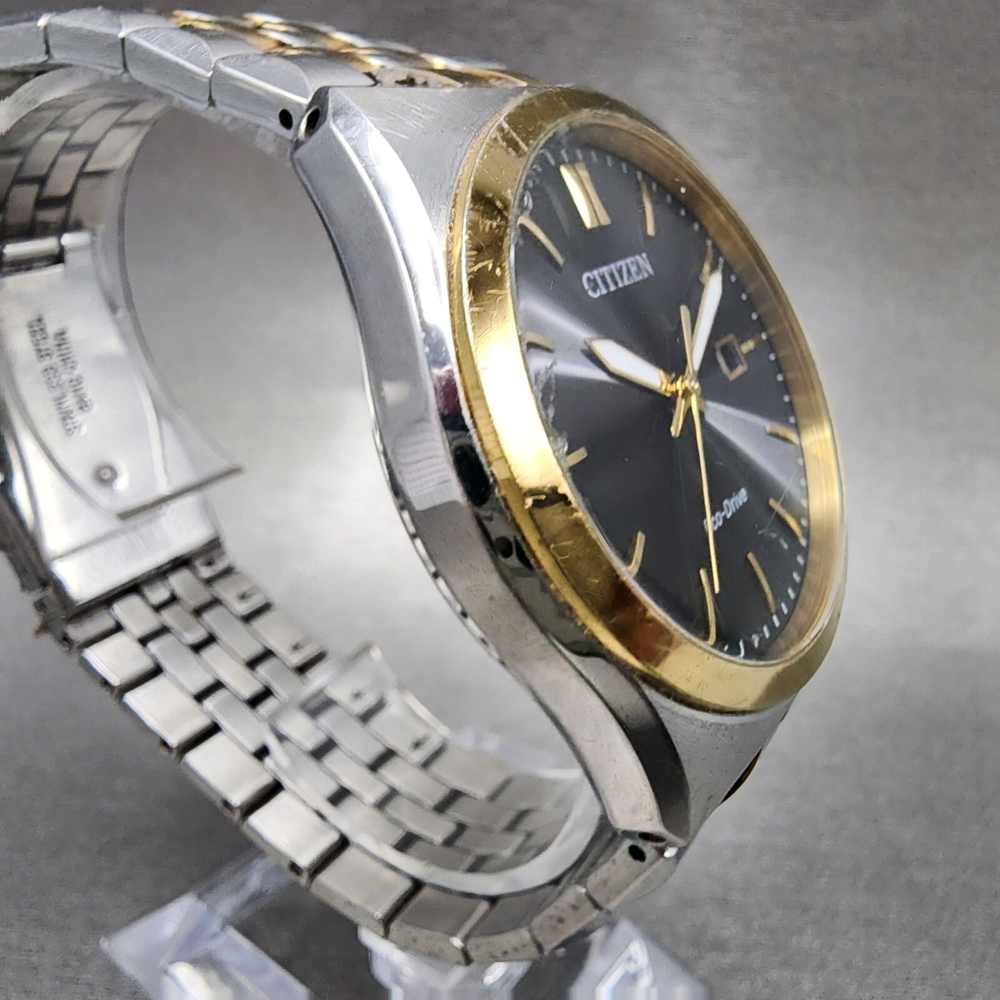 Citizen Eco-Drive Watch Men 40mm Black Dial Two Tone Date E111-000WT-01 Runs