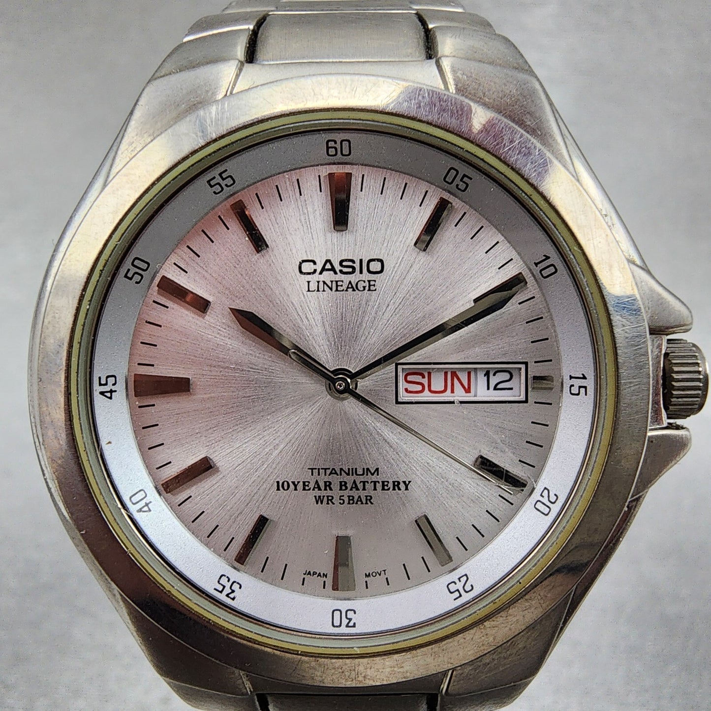 Casio Lineage Titanium Watch Men 38mm Silver Dial Daydate LIN-171J New Battery