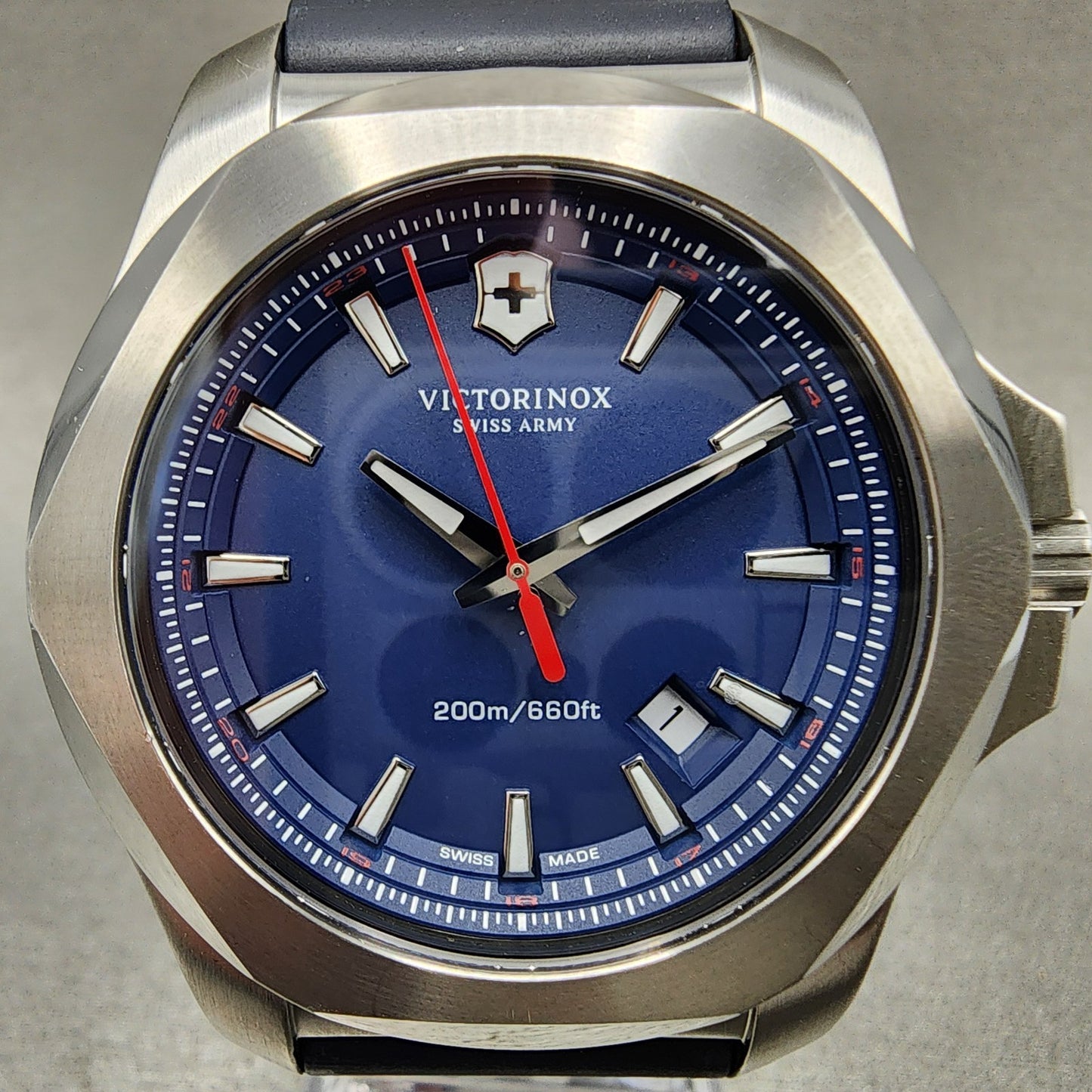 Victorinox INOX Watch Men 44mm Blue Dial Steel Date Round 241688 New Battery