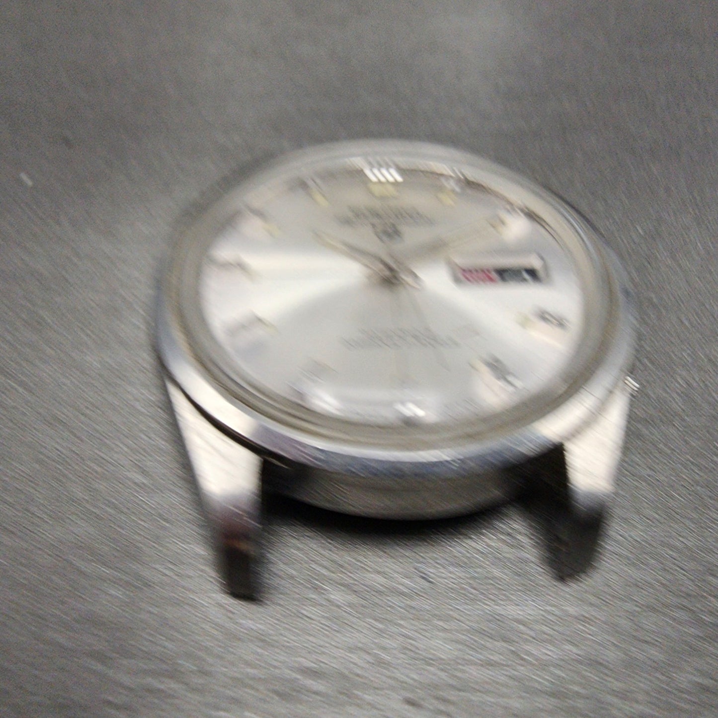 Seiko Sportsmatic 5 Watch Men 39mm Silver Dial Silver Tone Daydate 6119-9010 Run