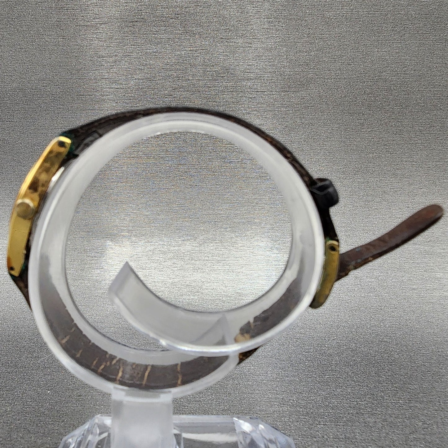 VTG Seiko Watch Women 16mm Gold Dial Gold Tone Oval 2C20-6399 New Battery