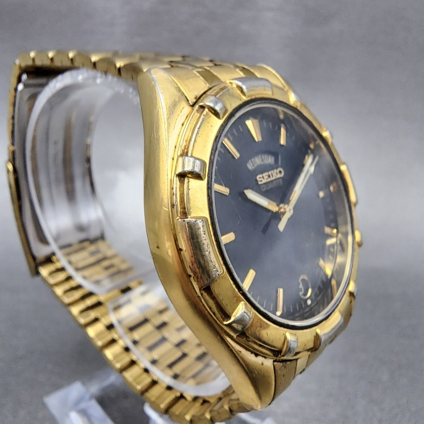 Seiko Watch Men 37mm Black Dial Gold Tone Daydate 7n43-6a79 New Battery