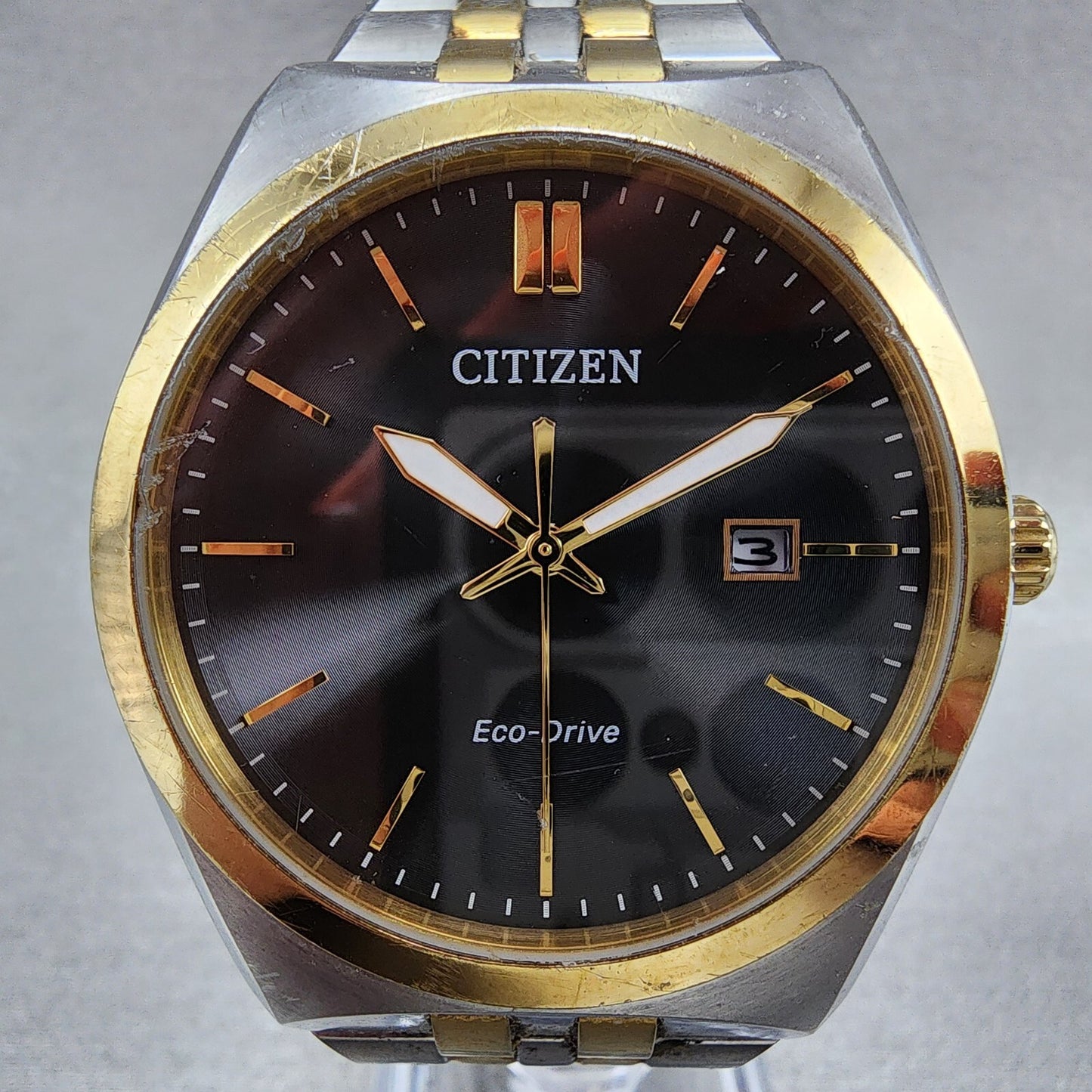 Citizen Eco-Drive Watch Men 40mm Black Dial Two Tone Date E111-000WT-01 Runs