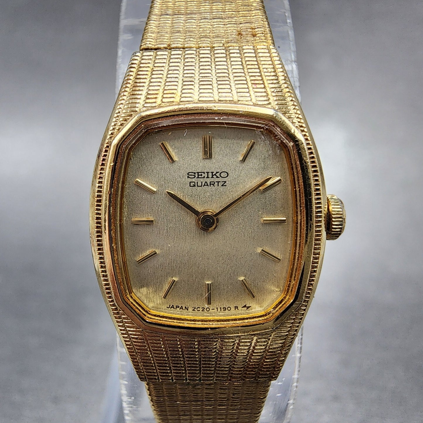 Seiko Watch Women 16mm champange Dial Gold Tone Octagon 2C20-5569 New Battery