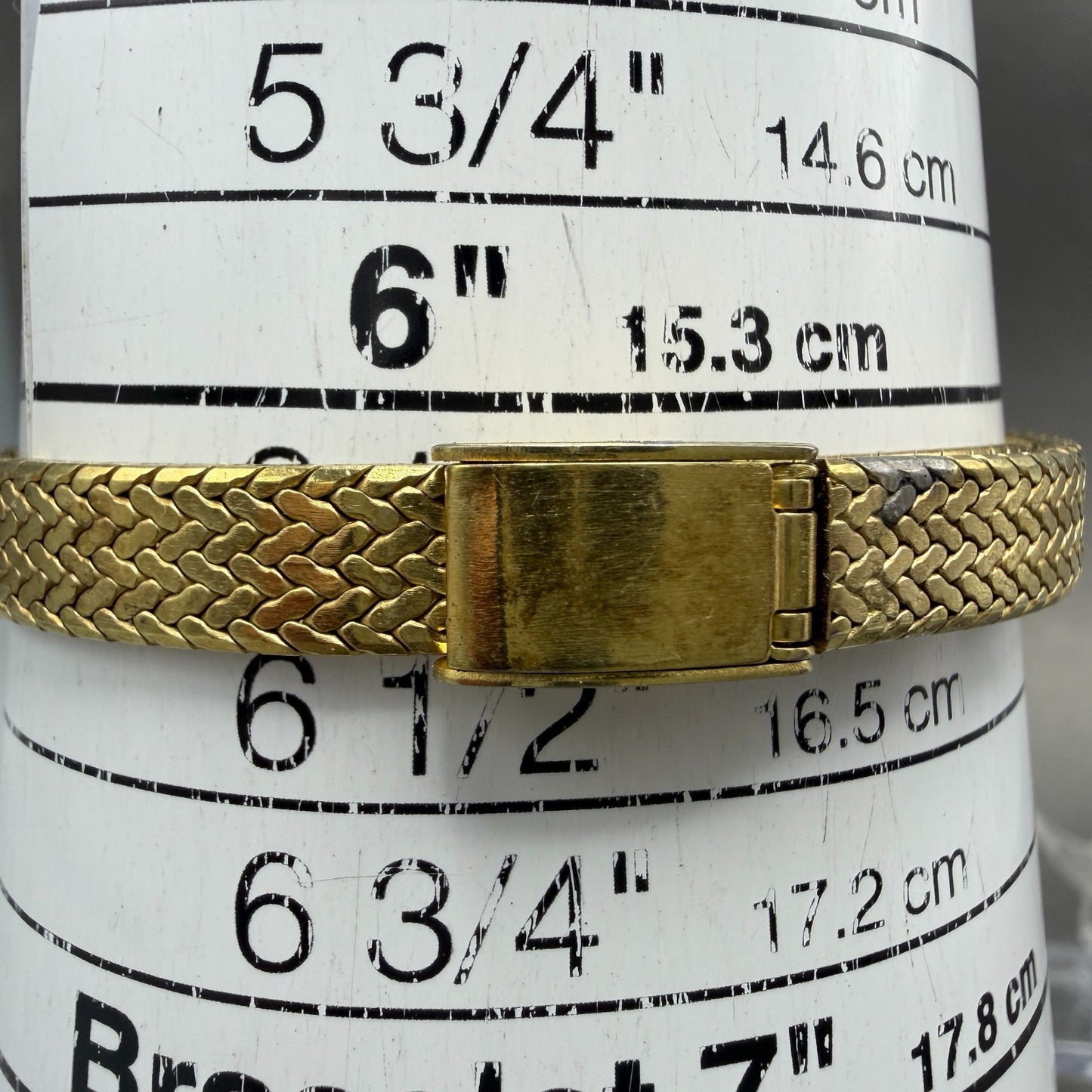 Gruen Watch Women 16mm Gold Dial Gold Tone Oval Mesh band New Battery VTG10