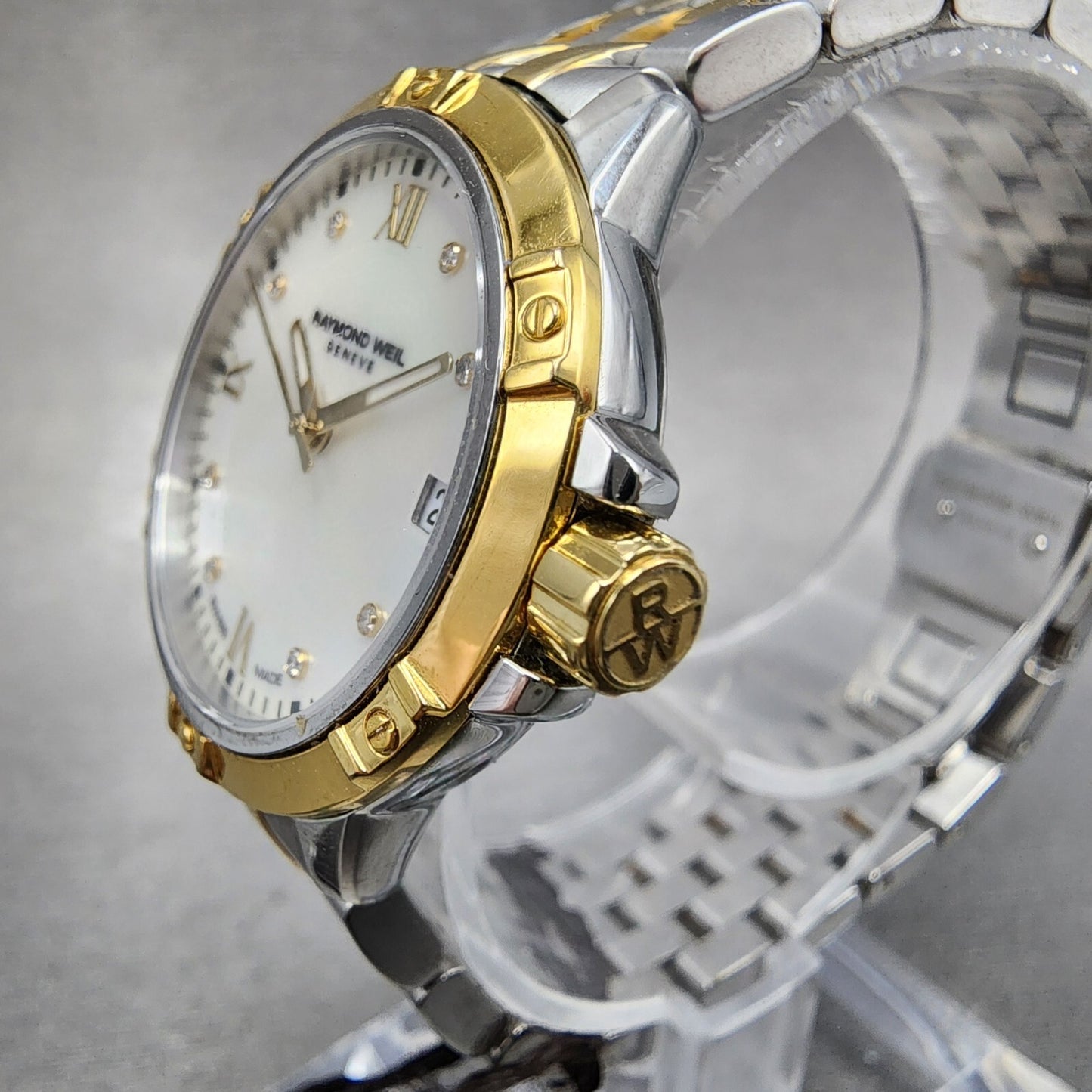 Raymond Weil 5960 Watch Women 30mm MOP Dial Two Tone Date Diamond Marker New Bat