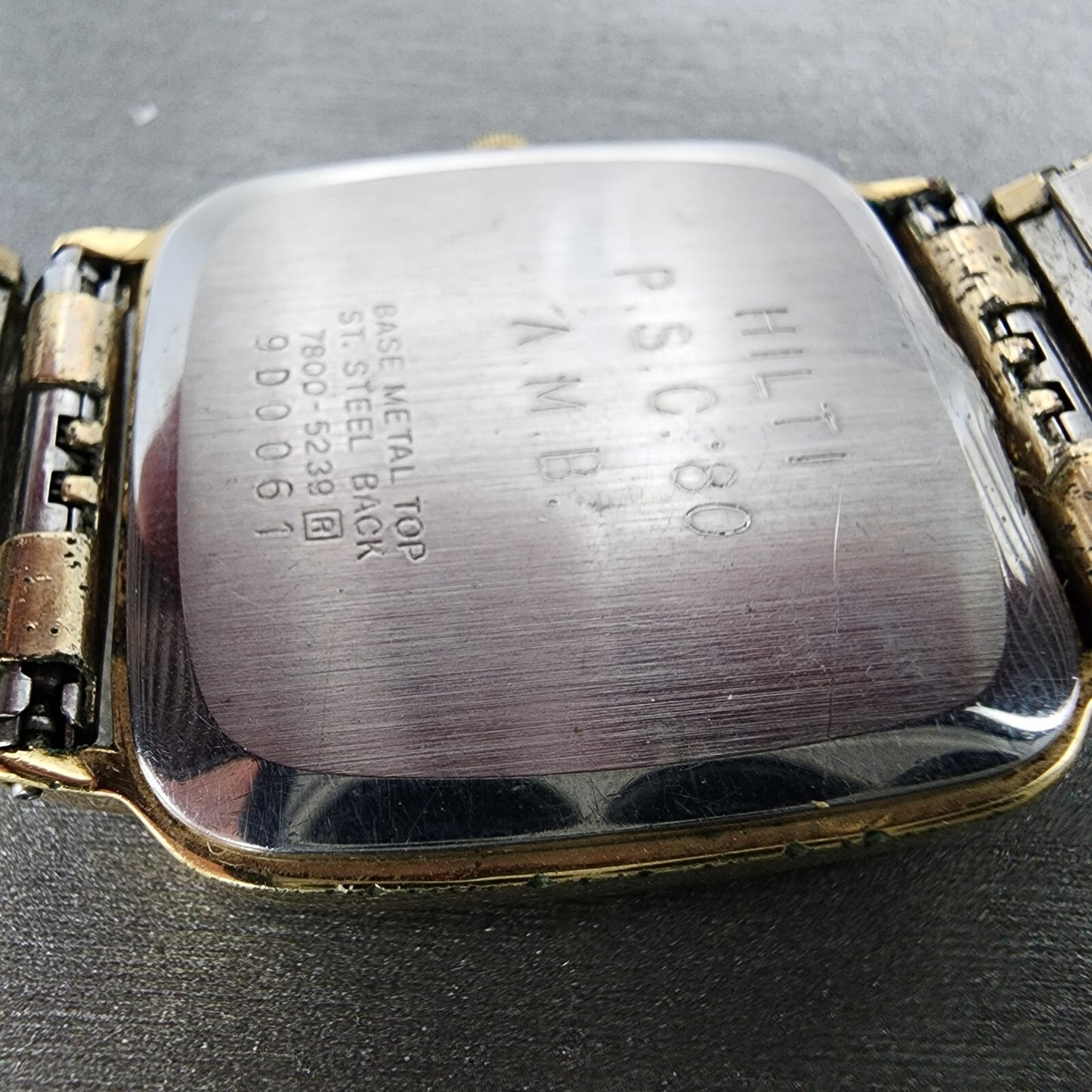 Seiko Watch Men 29mm Champagne Dial Gold Tone Square 7800-5239 New Battery