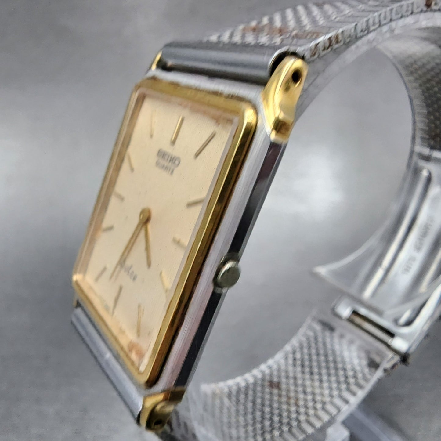 Seiko Dolce Tank Watch Men 25mm Champagne Dial Two Tone 9520-5130 New Batt READ!