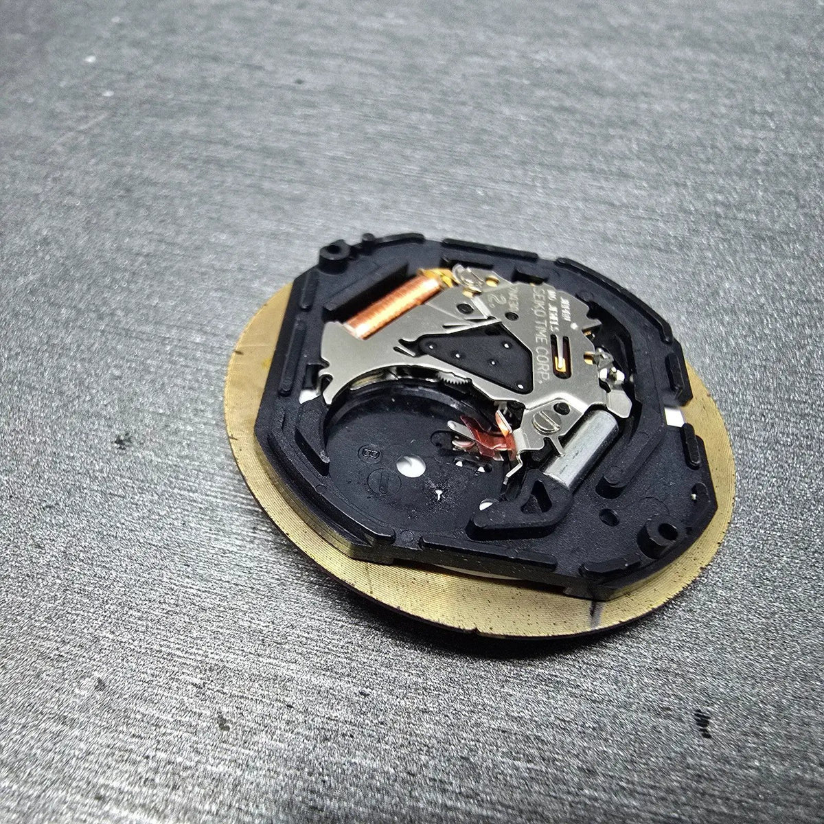 Seiko 7N43A Quartz Movement Daydate W/Dial And Hands Vintage Broken10