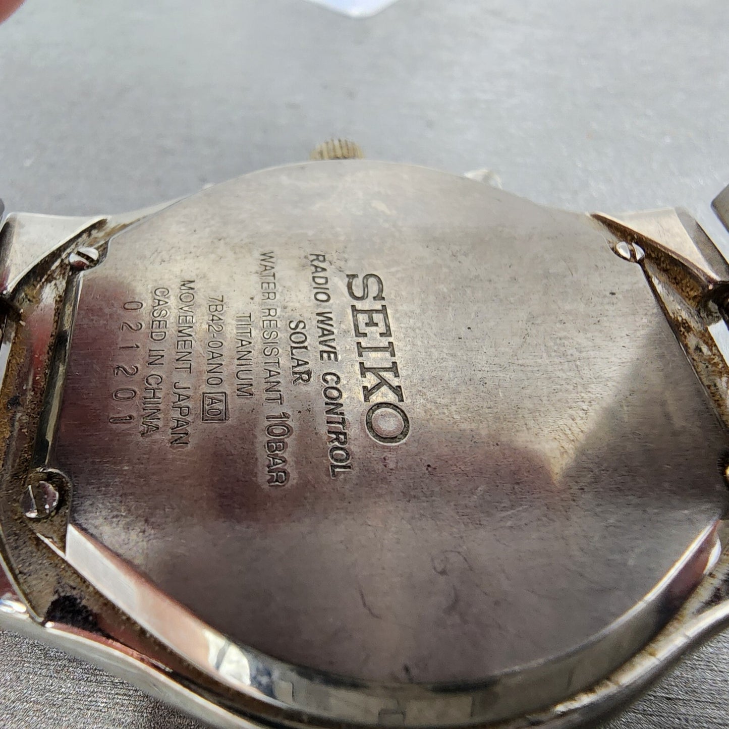 Seiko Solar Titanium Watch Men 38mm Silver Dial Date Round 7b42-0an0 Runs