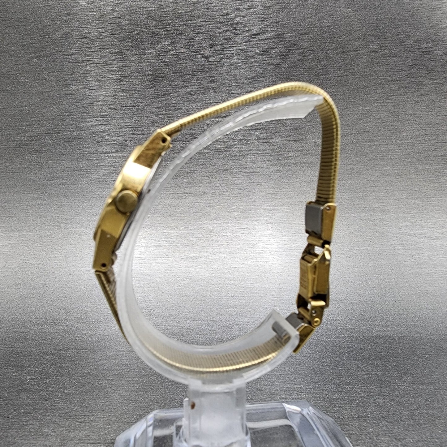 Seiko Watch Women 17mm Gold Dial Gold Tone Oval 1400-5219 New Battery VTG