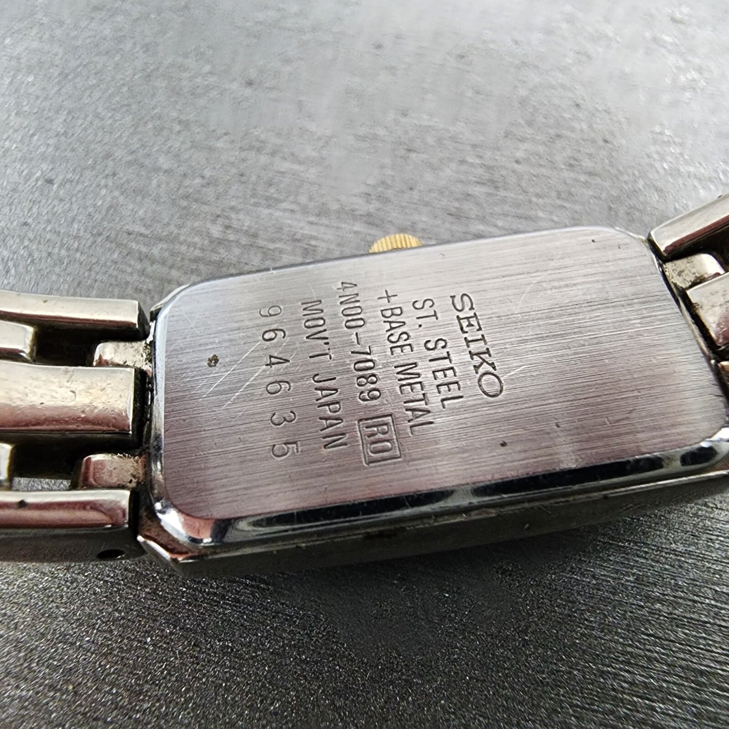 Seiko Tank Watch Women 15mm Cream Dial Two Tone Rectangle 4N00-7089 New Battery