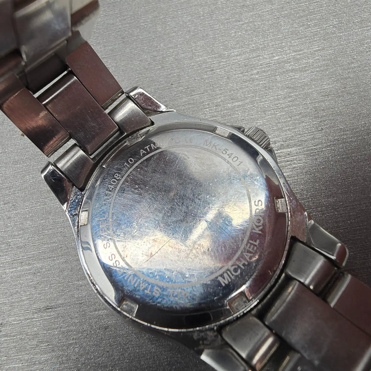 Michael Kors Madison Watch Women 33mm MOP Dial Silver Tone Date MK-5401 New Batt10