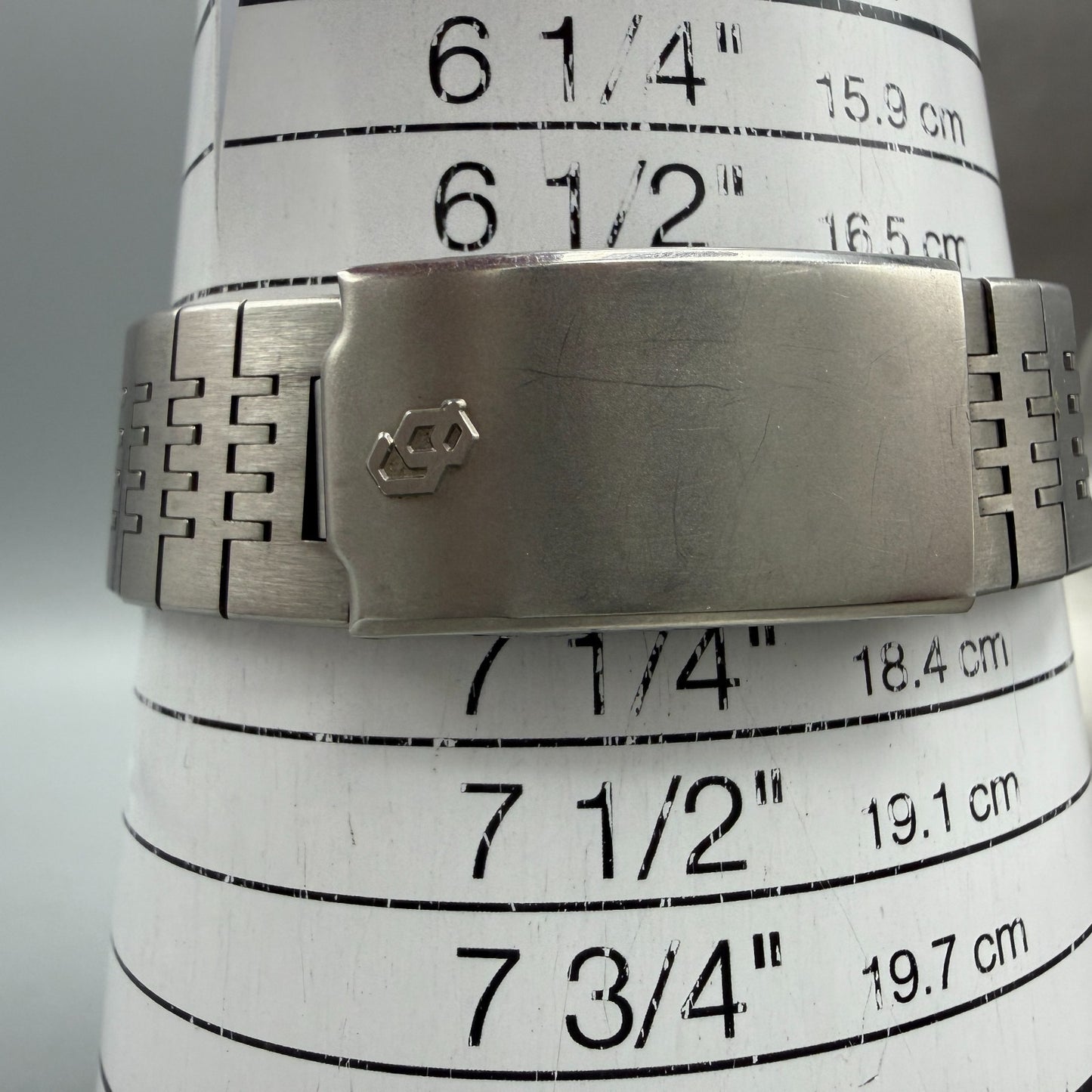 Citizen CQ Crystron Watch Men 35mm Silver Dial Steel Daydate 4-730364 NewBattery10