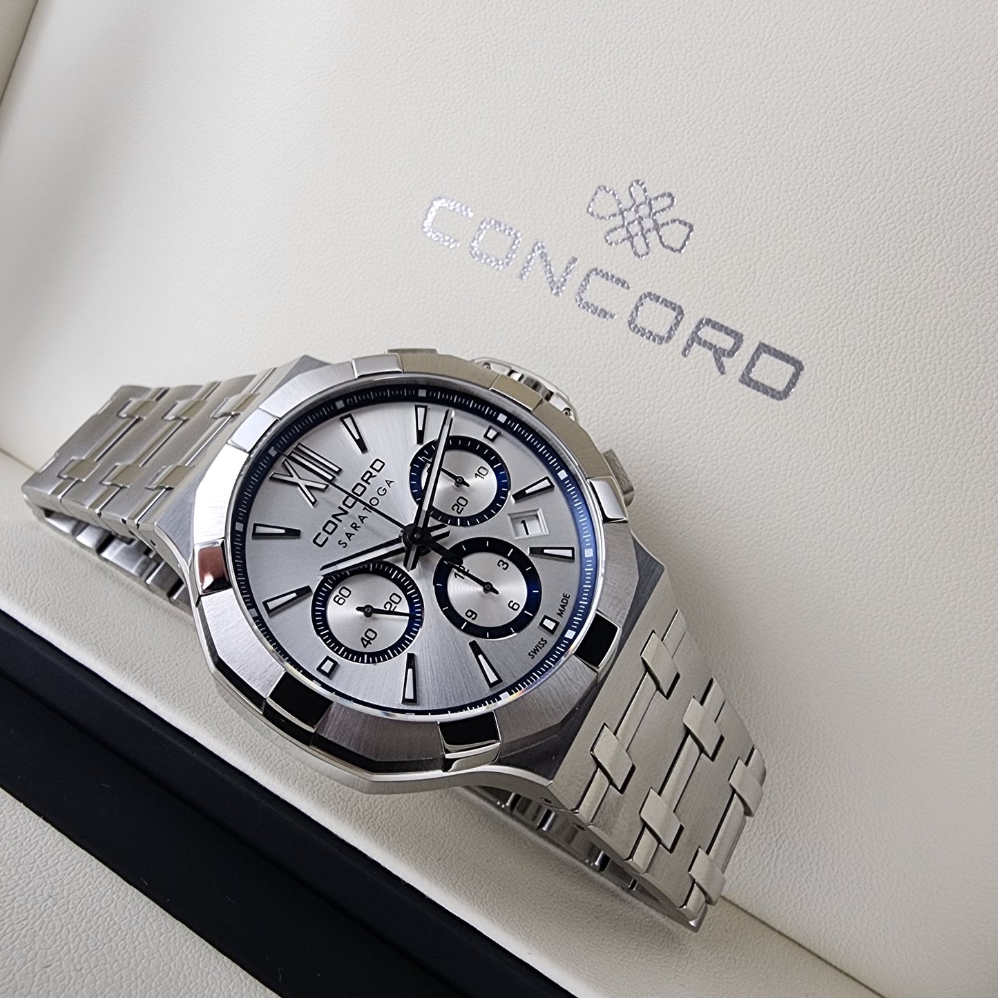 Concord Saratoga Chronograph Watch Men 43mm Silver Dial Steel Date Automatic 02.6.14.1170