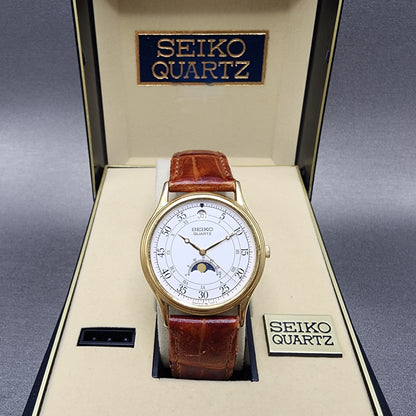 Seiko Moon Phase Dress Watch Men 34mm White Dial Gold Tone 6f22-7009