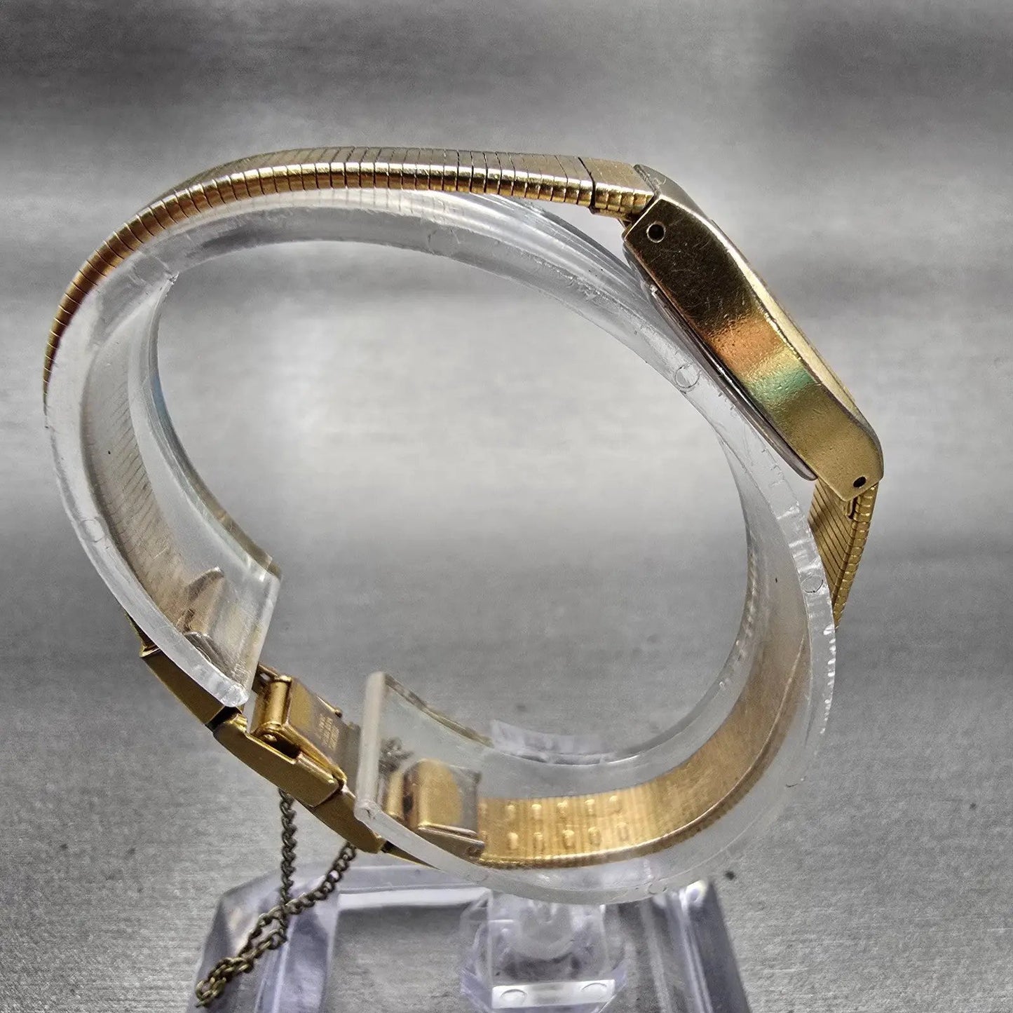 Seiko Watch Women 16mm Gold Dial Gold Tone Rectangle 2B20-5049 New Battery VTG8