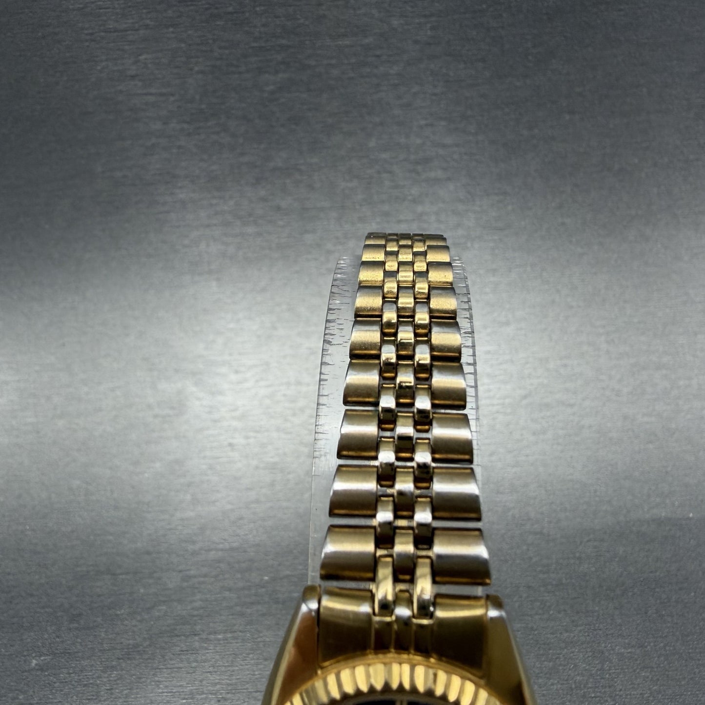 Seiko Watch Women 24mm Black Tone Gold Tone Daydate Round 7N83-0041 New Battery4