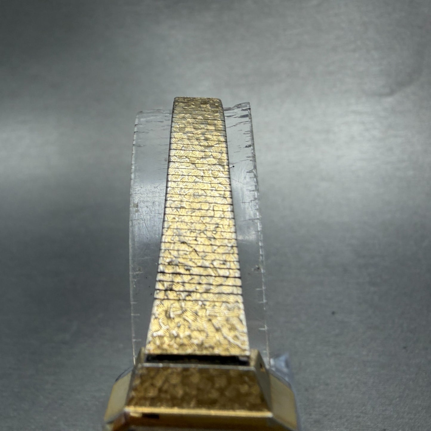 Seiko Tank Watch Women 18mm Green Dial Gold Tone Manual Rectangle 11-3990 Runs 14