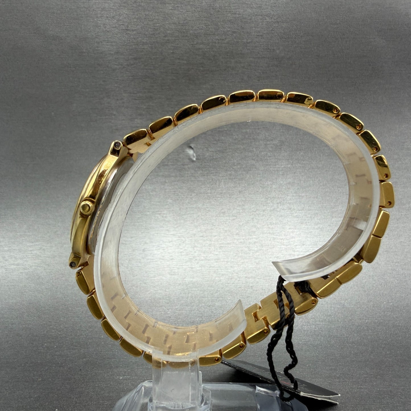 Citizen Watch Unisex 30mm White Dial Gold Tone Date Round 2818 New Battery NOS6