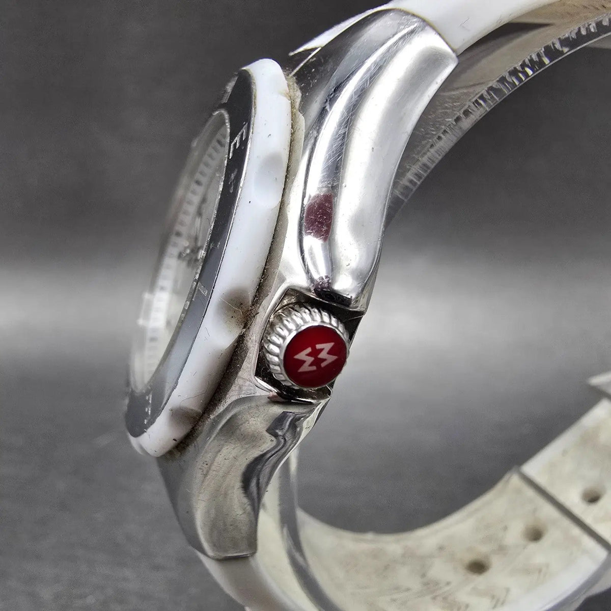 Michele Tahitian Jelly Bean Watch Women 34mm White Dial Steel New Battery2