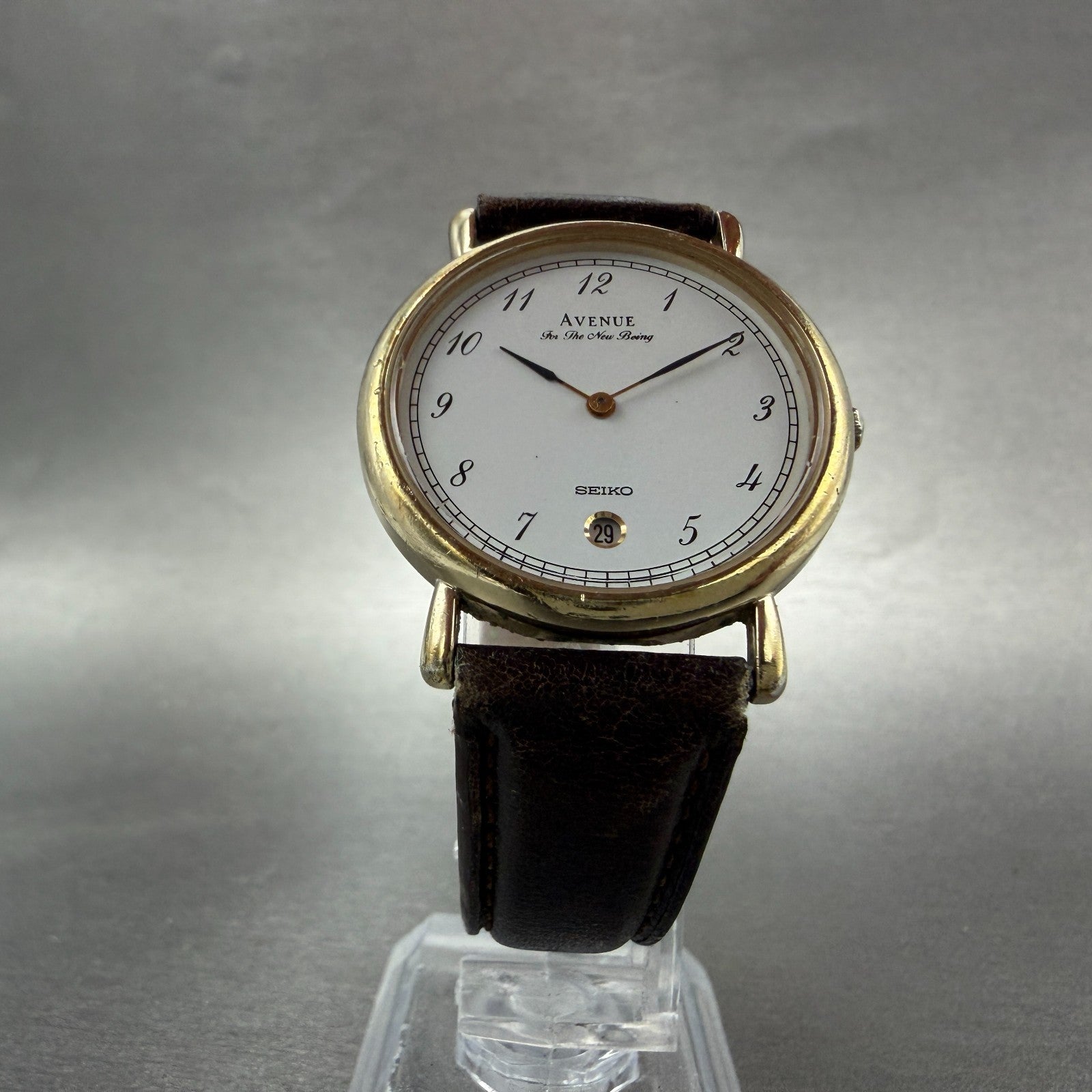 Seiko Avenue Watch Unisex 32mm White Dial Gold Tone Date 5P39-6070 New Battery5