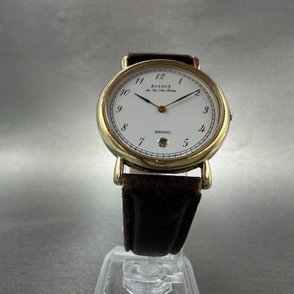 Seiko Avenue Watch Unisex 32mm White Dial Gold Tone Date 5P39-6070 New Battery5
