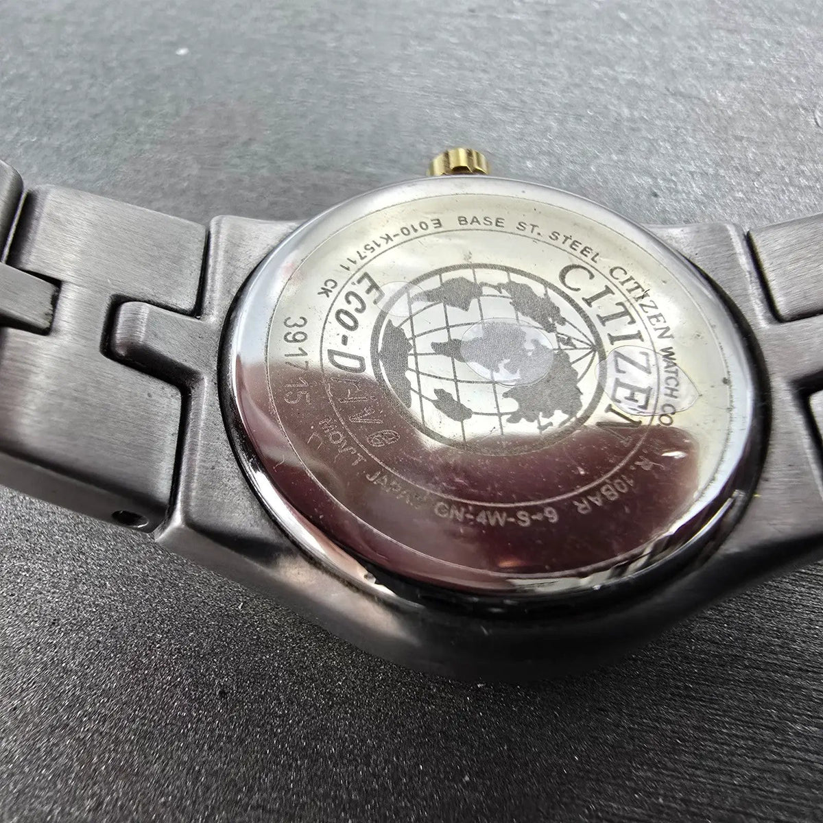 Citizen Eco-Drive Watch Women 25mm Silver Dial Two Tone Date Round Works E010 jp9
