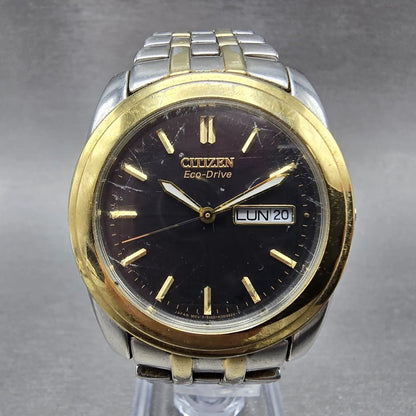 Citizen Eco-Drive Watch Men 35mm Black Dial Two Tone Daydate E100-K003091 Runs L0