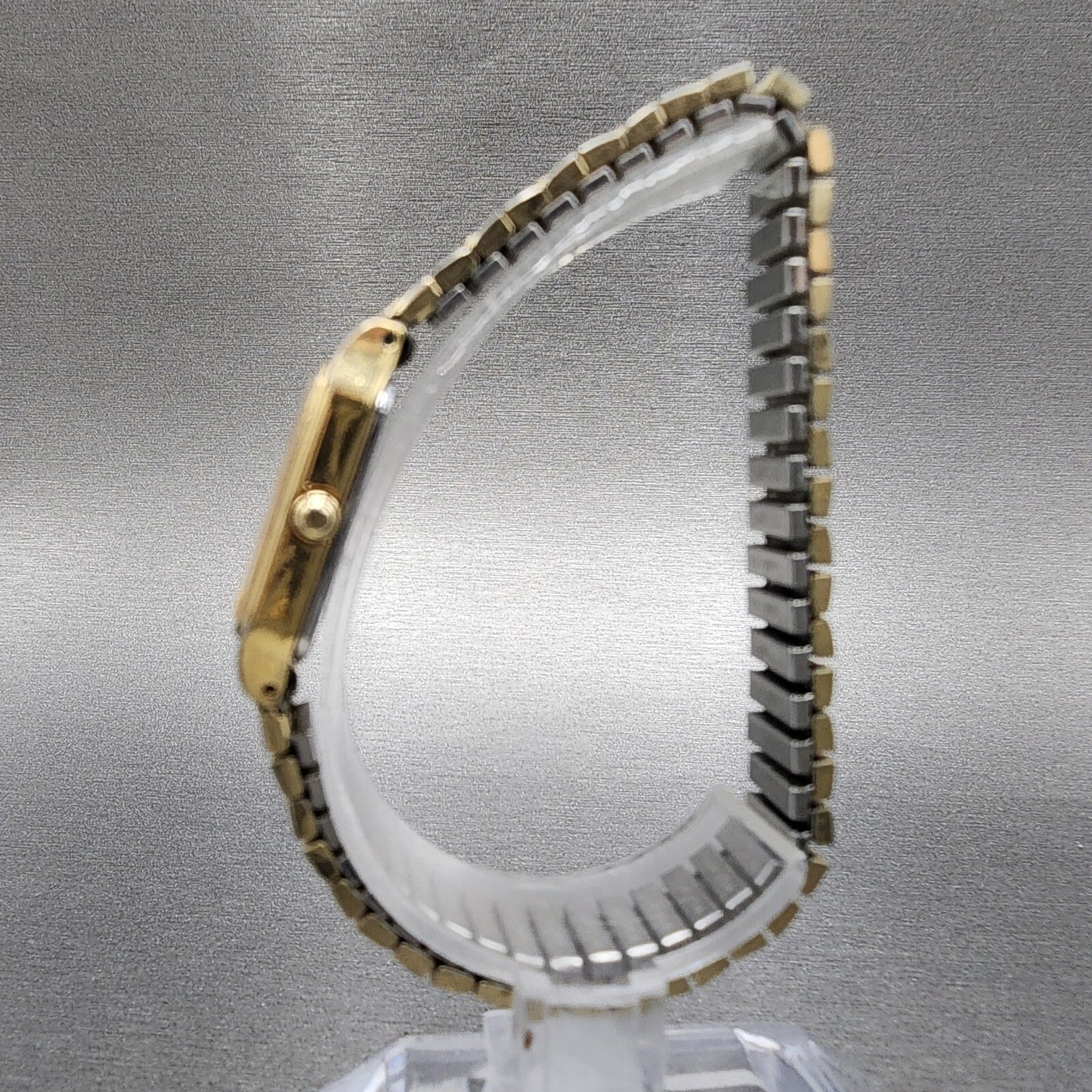 Seiko Tank Watch Women 18mm Champagne Dial Gold Tone 2p215a00 New Battery6